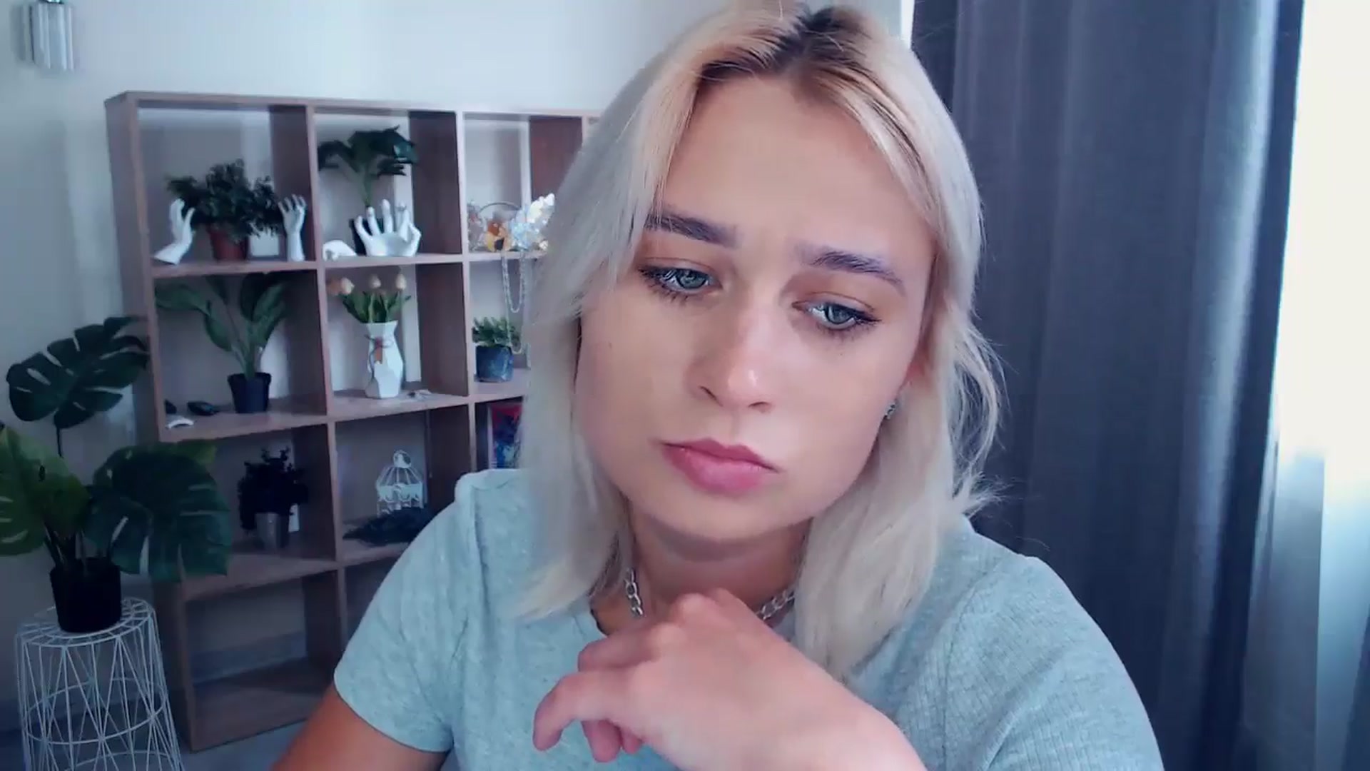 Gallery image thumbnail from Kukla_kolduna's myfreecams stream on, 06/16/2024, 14:19 image 10 of 20