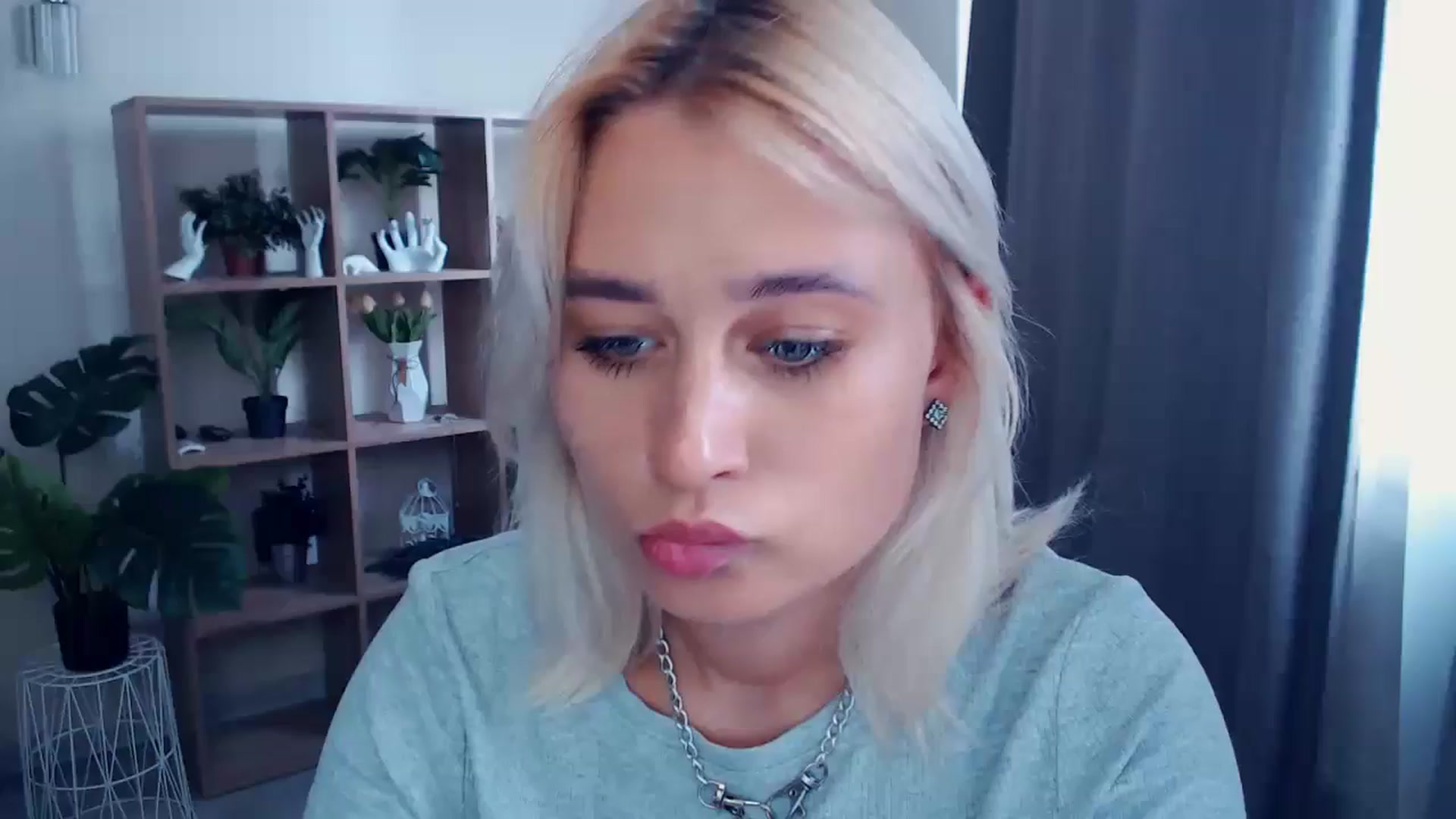 Gallery image thumbnail from Kukla_kolduna's myfreecams stream on, 06/16/2024, 14:19 image 9 of 20