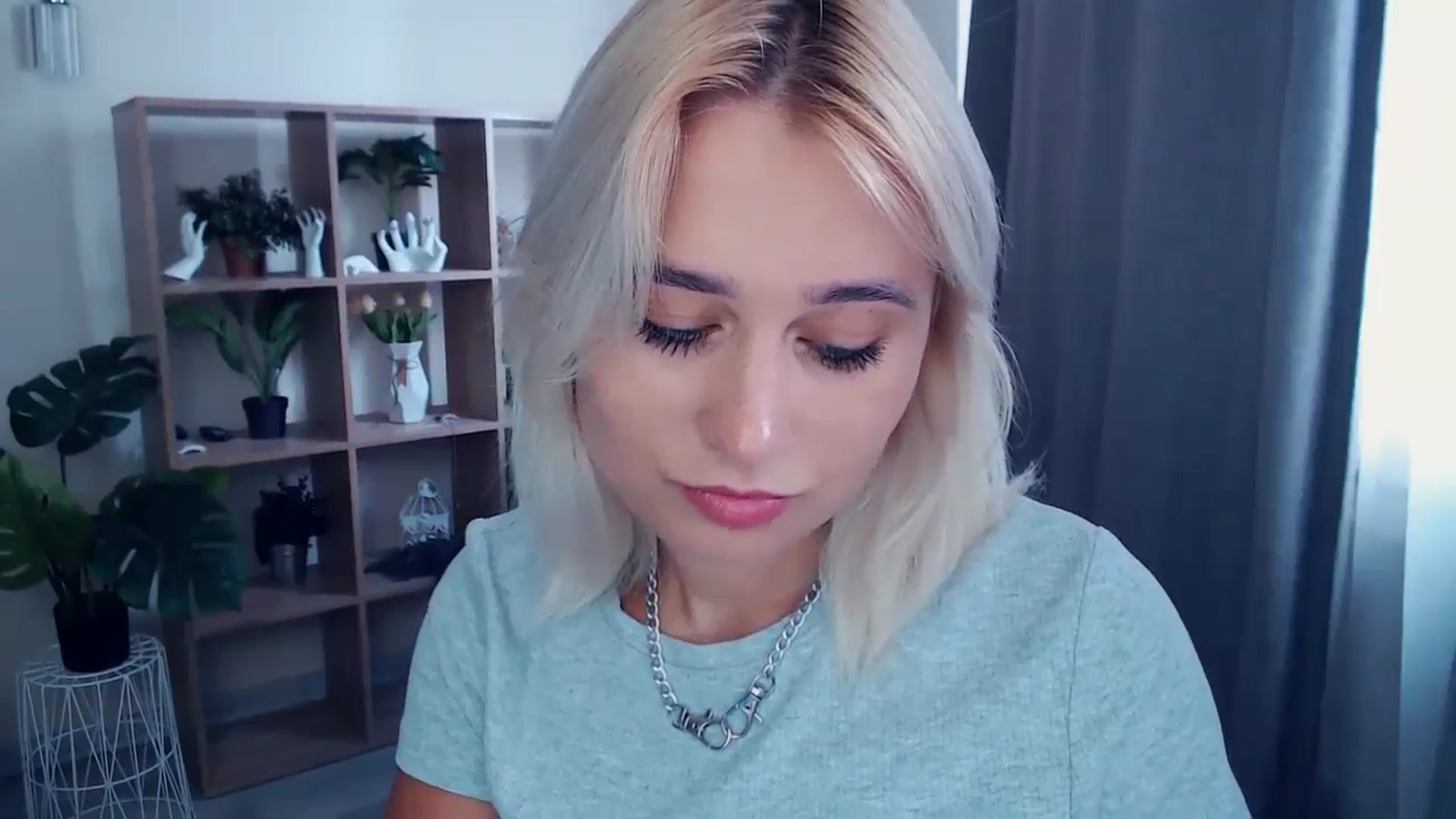 Gallery image thumbnail from Kukla_kolduna's myfreecams stream on, 06/16/2024, 14:19 image 13 of 20