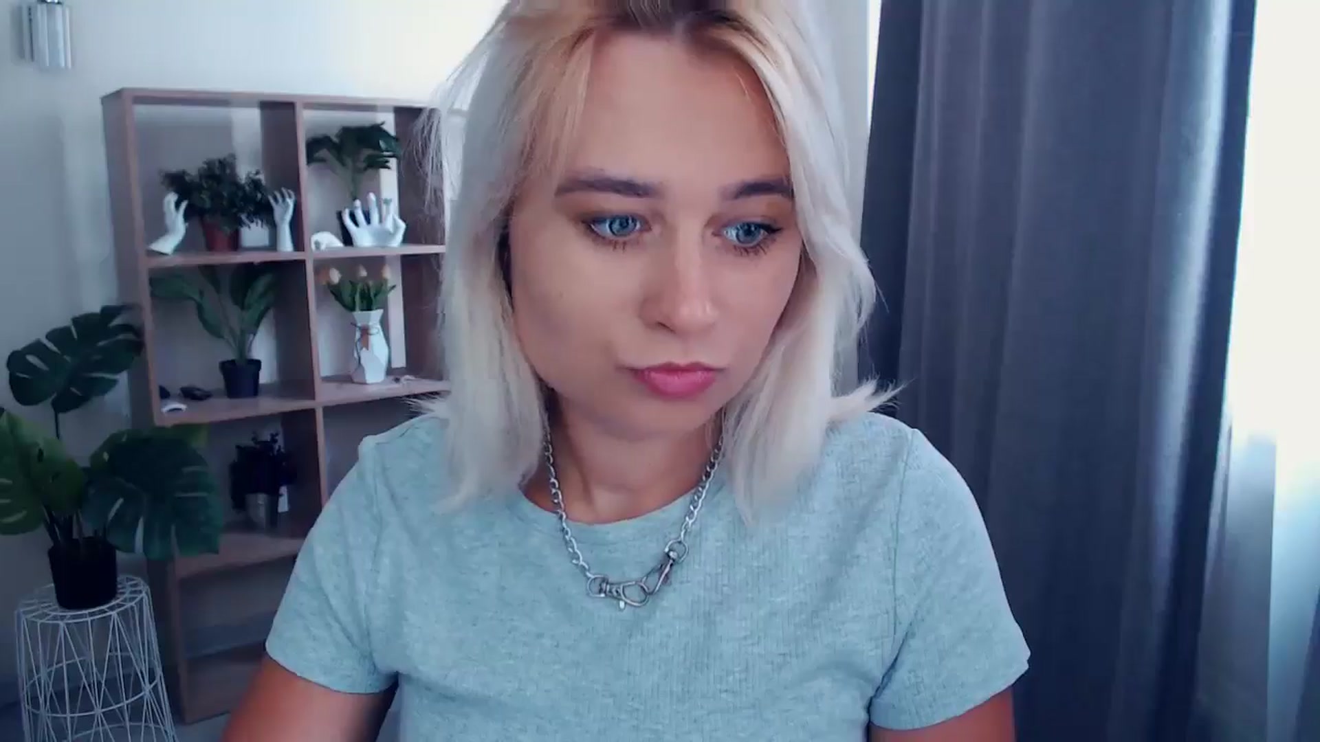 Gallery image thumbnail from Kukla_kolduna's myfreecams stream on, 06/16/2024, 14:19 image 3 of 20