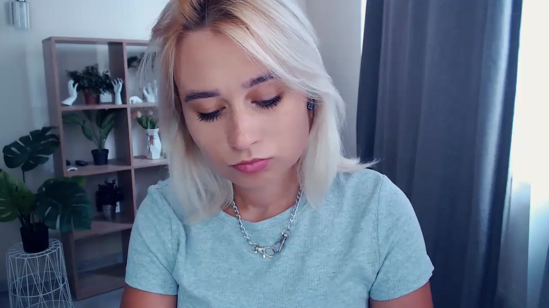 Gallery image thumbnail from Kukla_kolduna's myfreecams stream on, 06/16/2024, 14:19 image 2 of 20