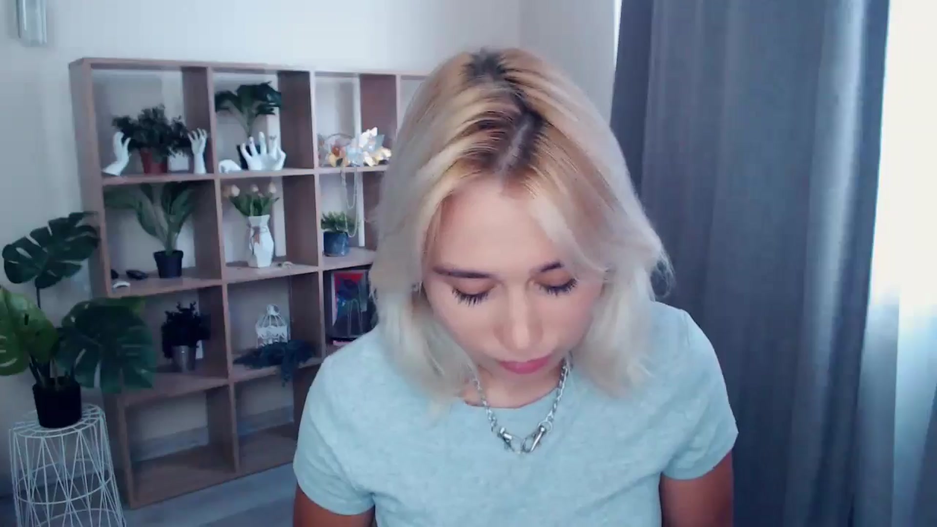 Gallery image thumbnail from Kukla_kolduna's myfreecams stream on, 06/16/2024, 17:06 image 11 of 20