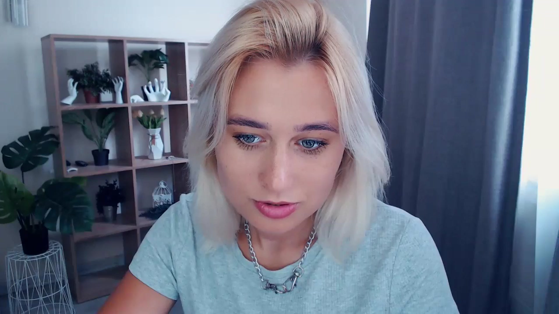 Gallery image thumbnail from Kukla_kolduna's myfreecams stream on, 06/16/2024, 17:06 image 4 of 20