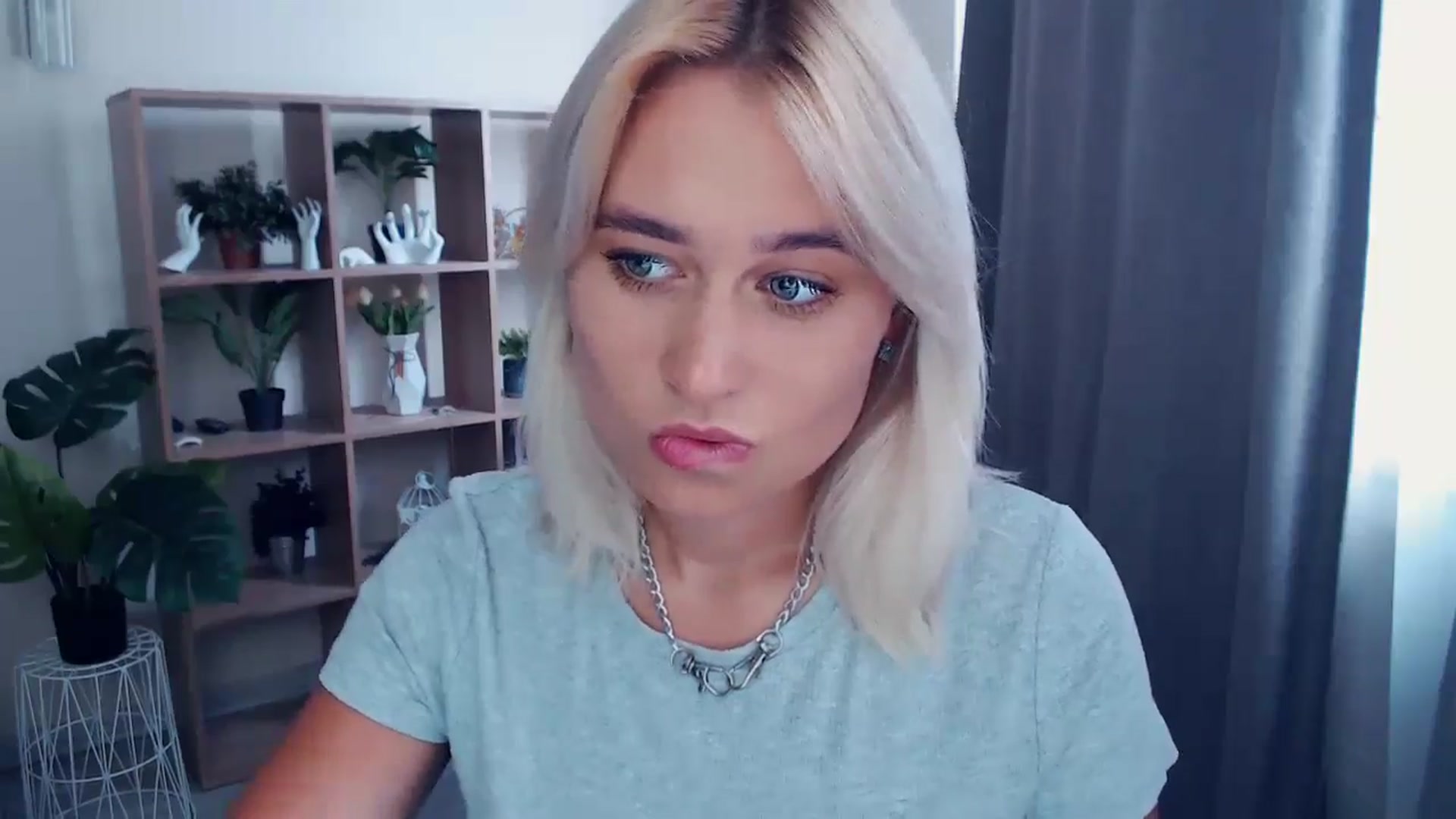 Gallery image thumbnail from Kukla_kolduna's myfreecams stream on, 06/16/2024, 17:06 image 5 of 20