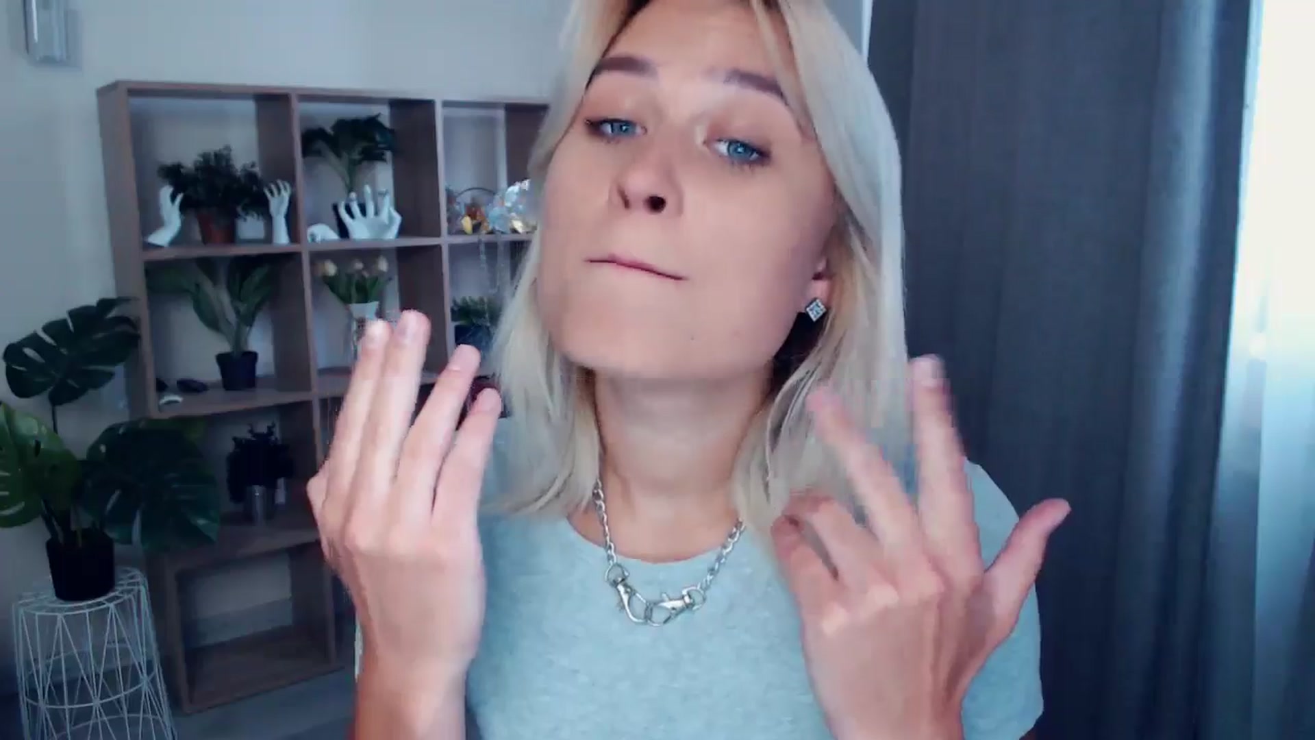 Gallery image thumbnail from Kukla_kolduna's myfreecams stream on, 06/16/2024, 17:06 image 18 of 20