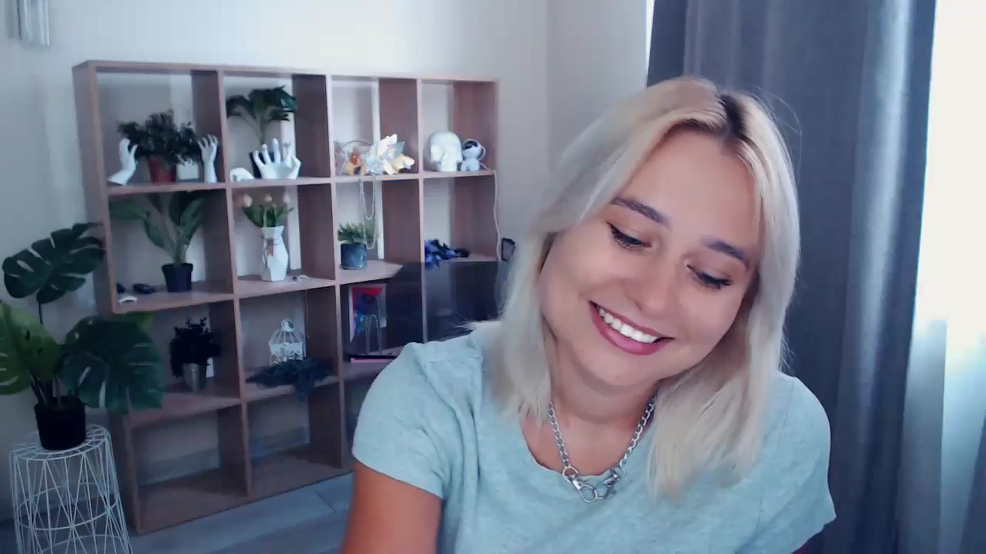 Gallery image thumbnail from Kukla_kolduna's myfreecams stream on, 06/16/2024, 17:06 image 8 of 20