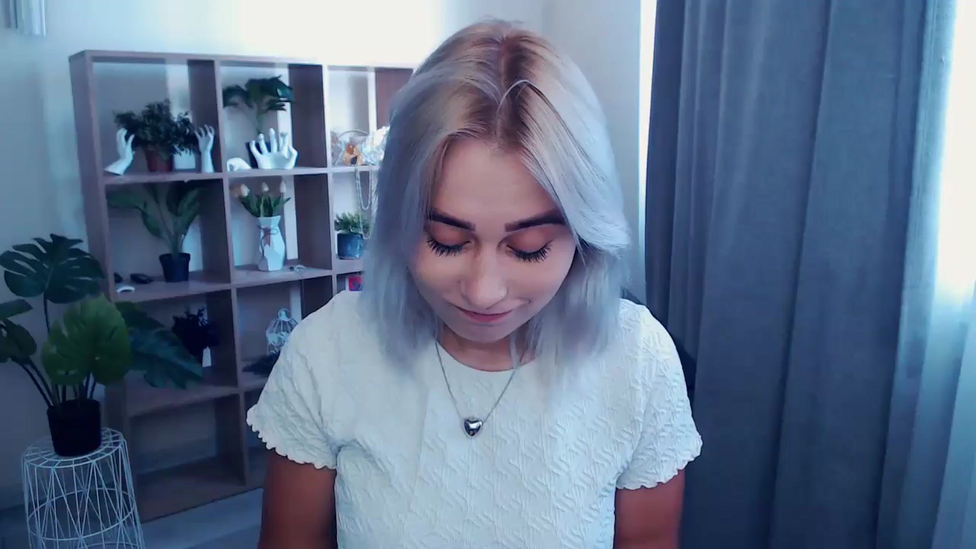 Gallery image thumbnail from Kukla_kolduna's myfreecams stream on, 06/21/2024, 14:07 image 1 of 20