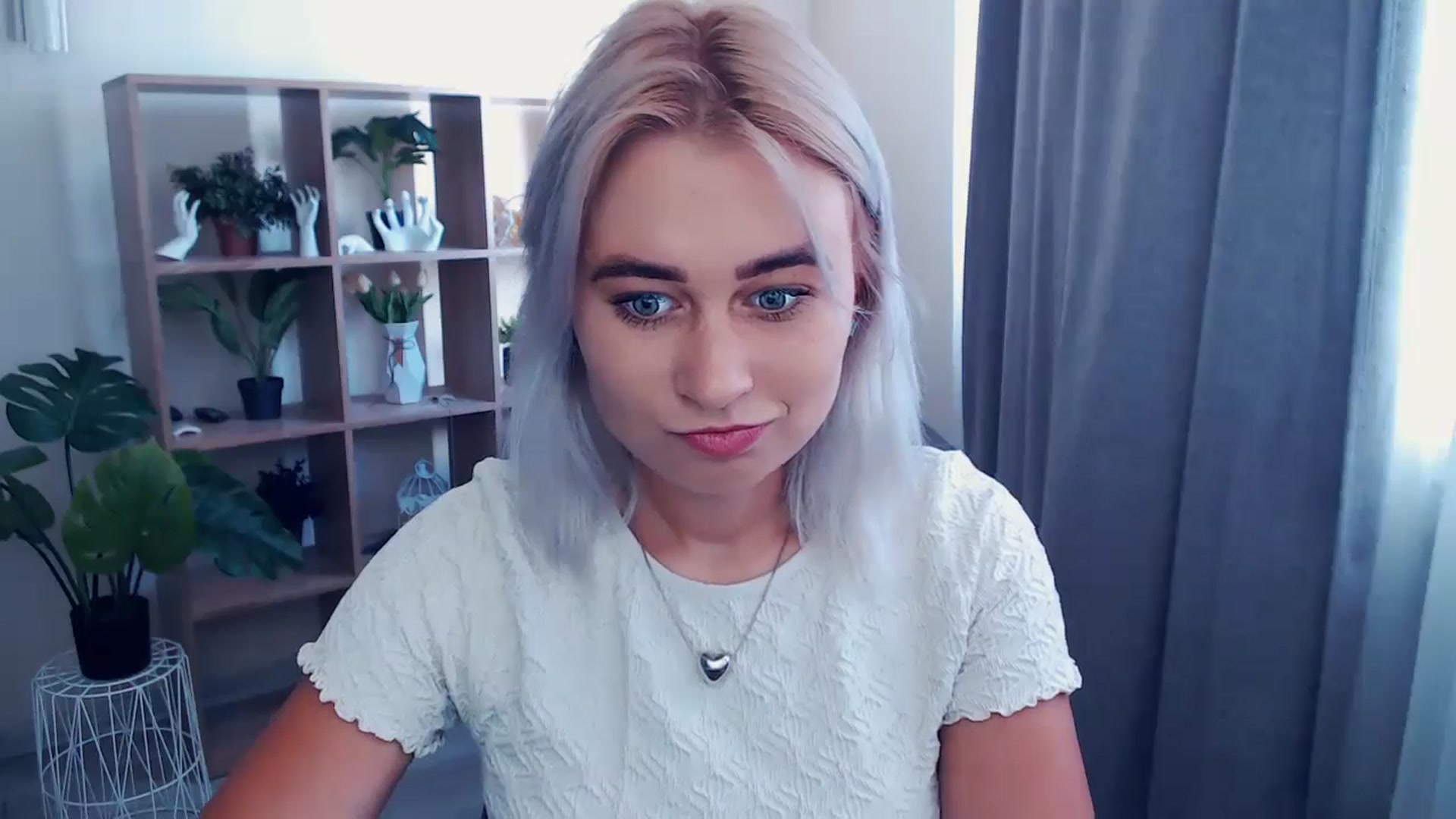 Gallery image thumbnail from Kukla_kolduna's myfreecams stream on, 06/21/2024, 14:07 image 15 of 20