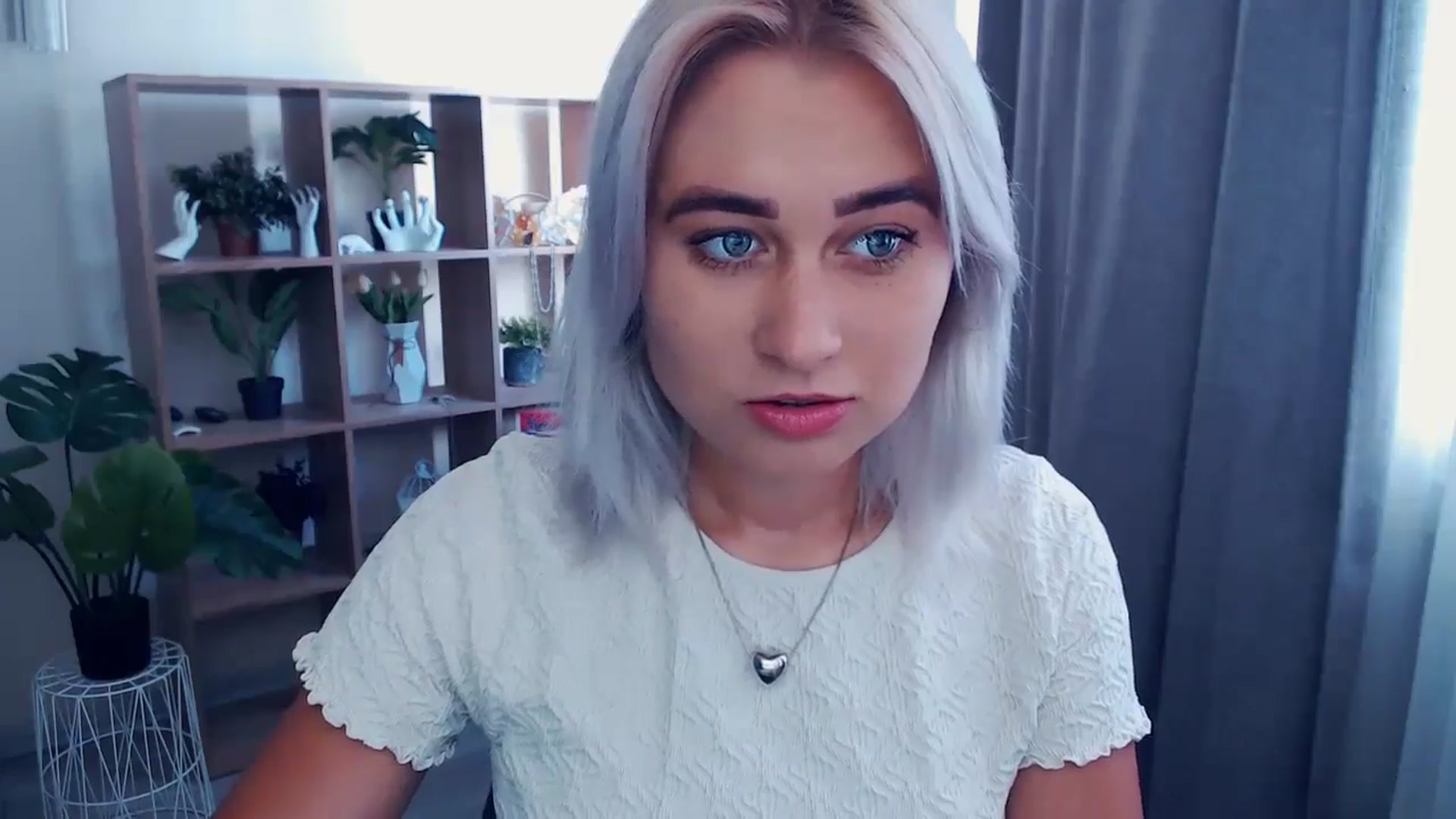 Gallery image thumbnail from Kukla_kolduna's myfreecams stream on, 06/21/2024, 14:07 image 16 of 20