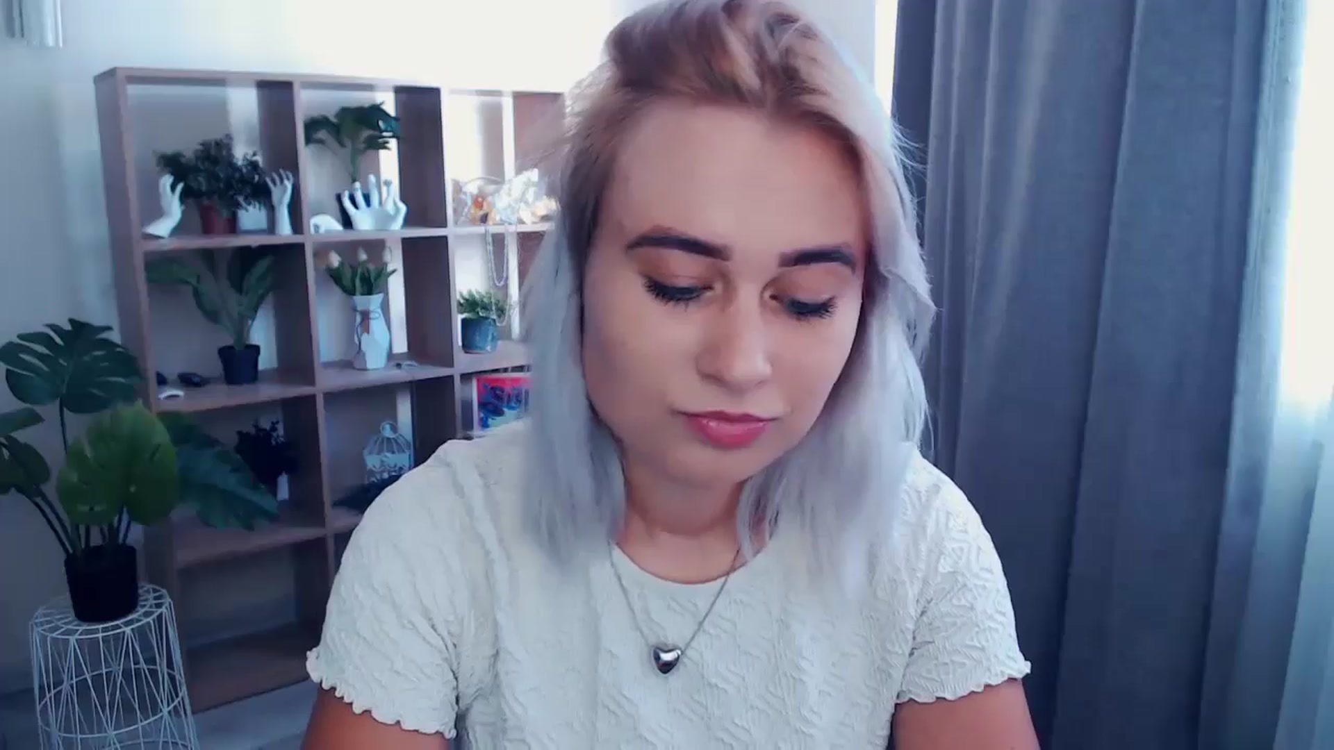 Gallery image thumbnail from Kukla_kolduna's myfreecams stream on, 06/21/2024, 14:07 image 10 of 20