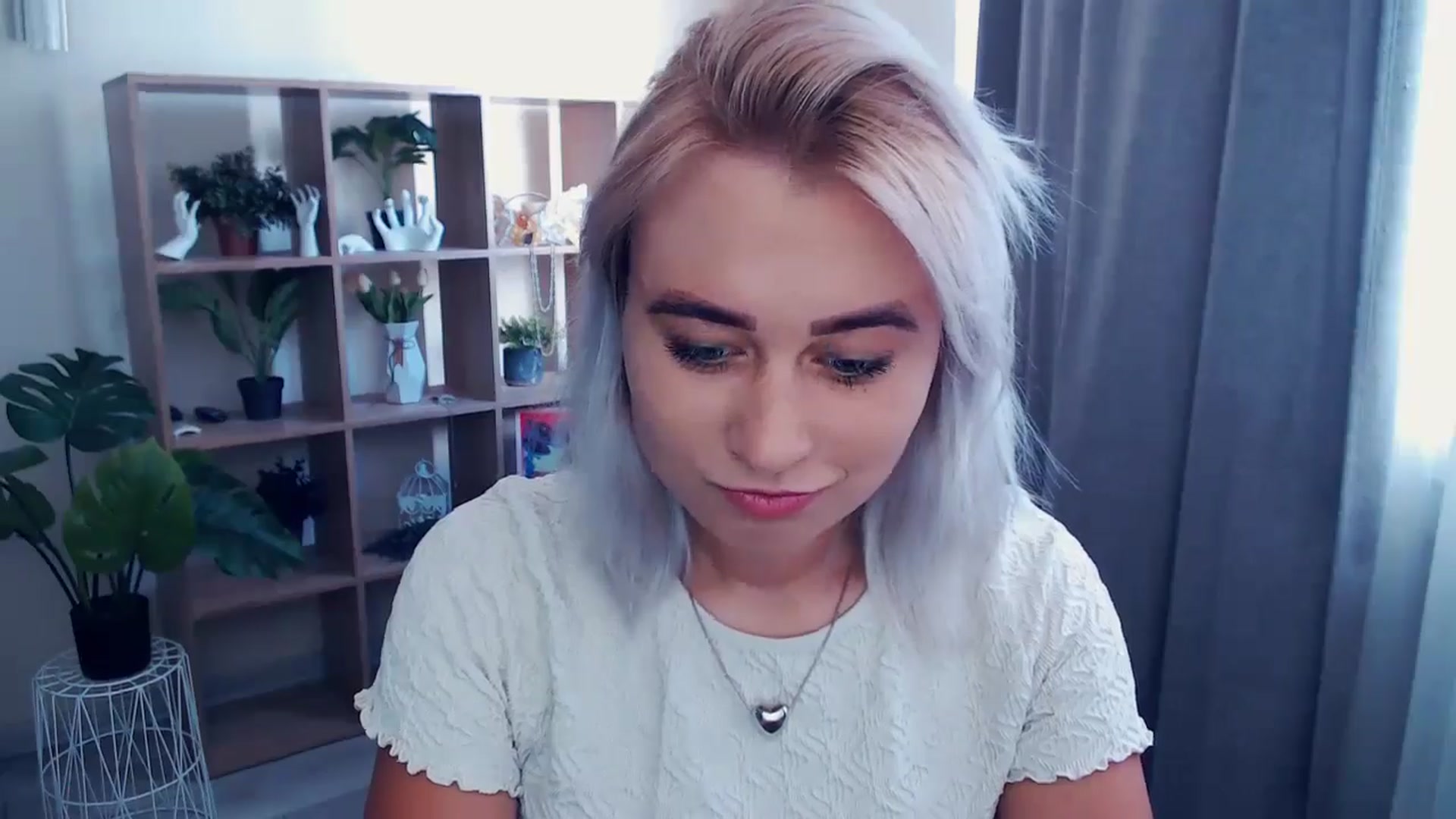 Gallery image thumbnail from Kukla_kolduna's myfreecams stream on, 06/21/2024, 14:32 image 6 of 20