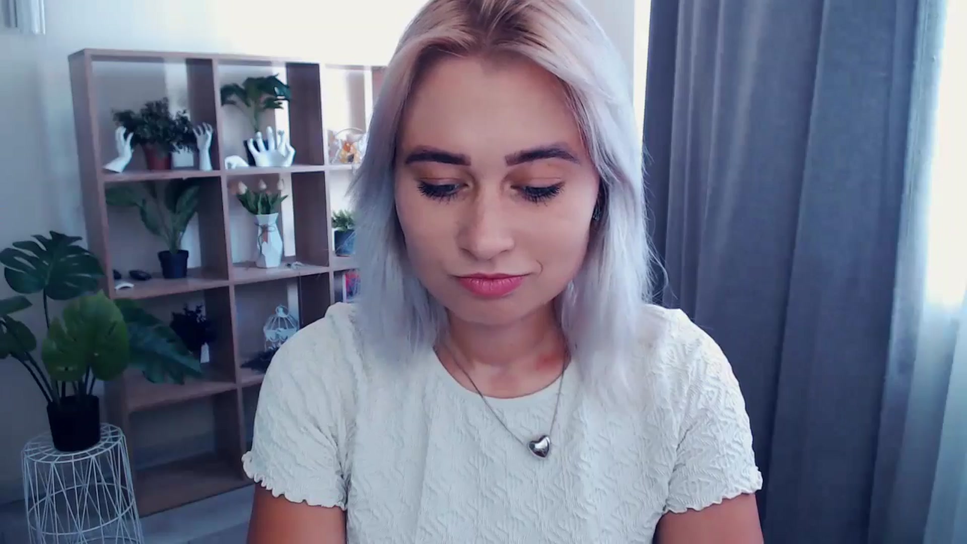Gallery image thumbnail from Kukla_kolduna's myfreecams stream on, 06/21/2024, 14:32 image 17 of 20