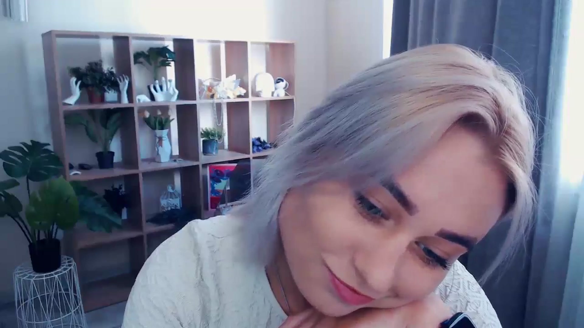 Gallery image thumbnail from Kukla_kolduna's myfreecams stream on, 06/21/2024, 14:32 image 10 of 20