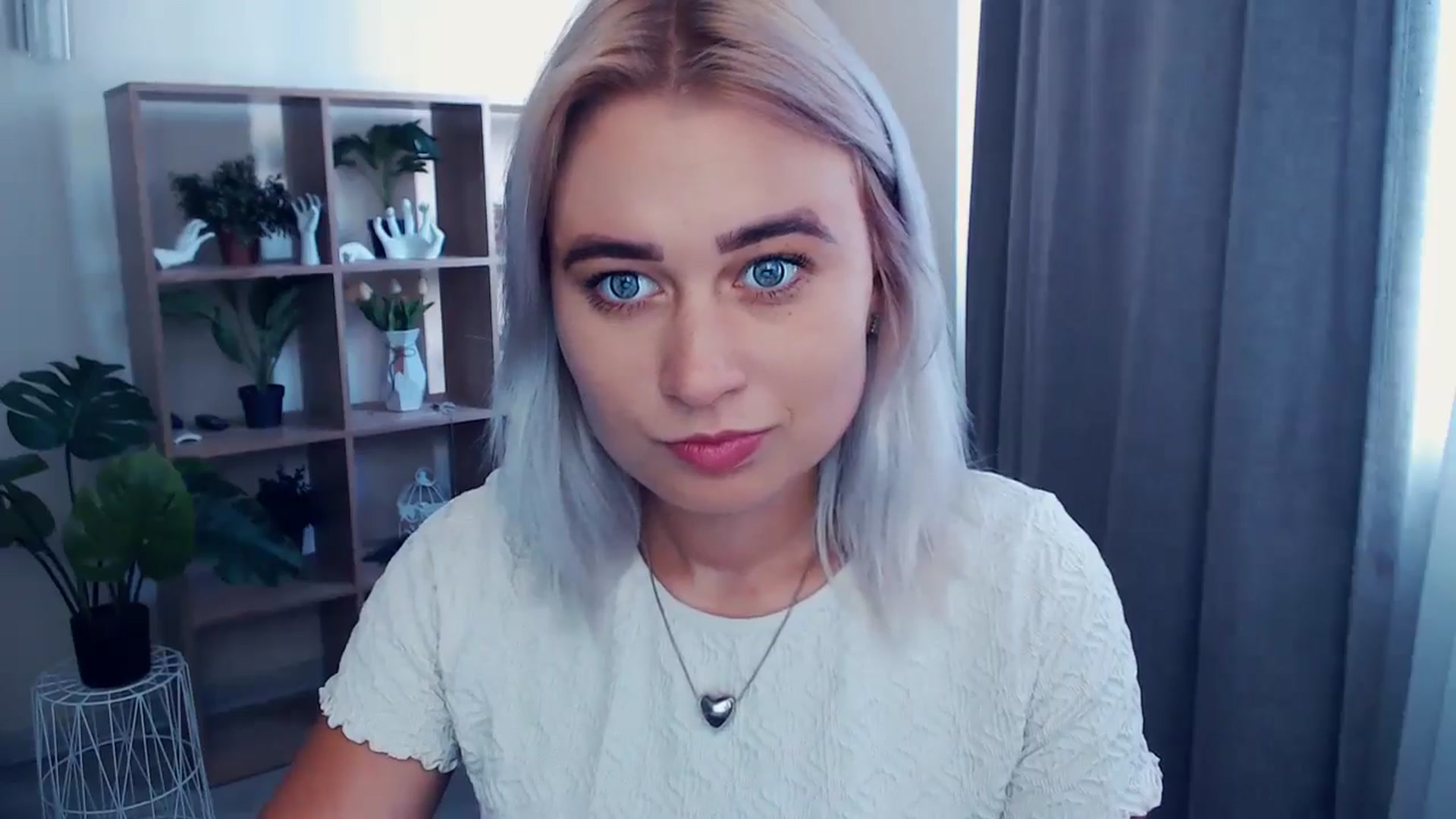 Gallery image thumbnail from Kukla_kolduna's myfreecams stream on, 06/21/2024, 16:13 image 2 of 20