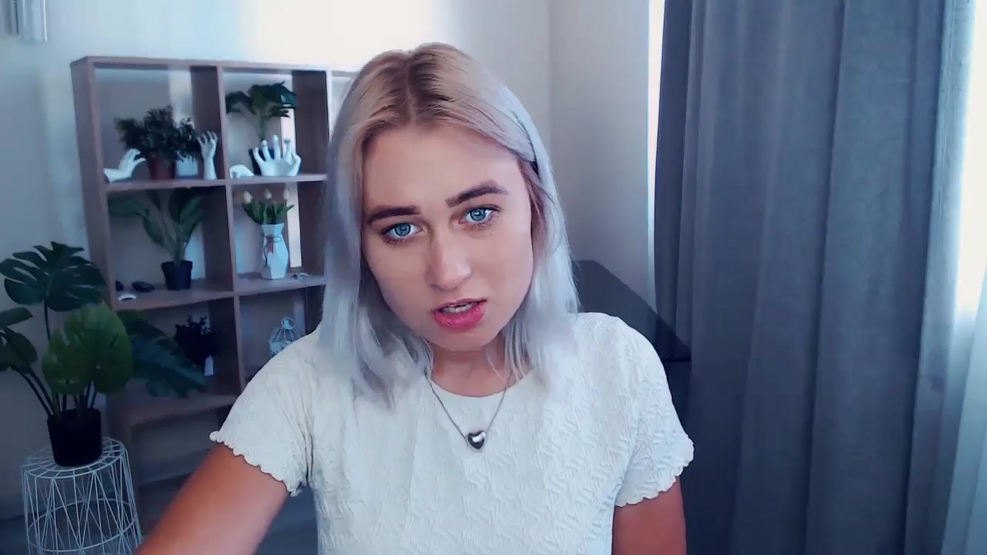 Gallery image thumbnail from Kukla_kolduna's myfreecams stream on, 06/21/2024, 16:13 image 19 of 20