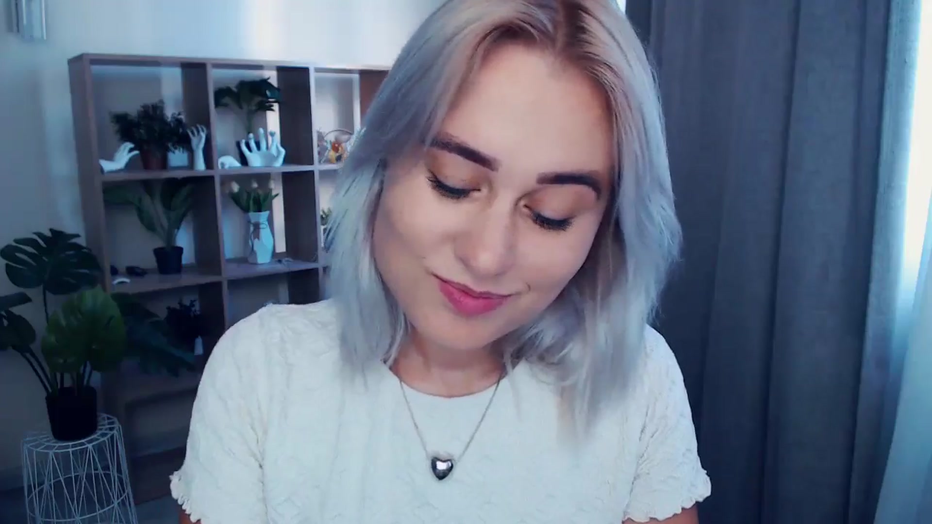 Gallery image thumbnail from Kukla_kolduna's myfreecams stream on, 06/21/2024, 16:55 image 11 of 20