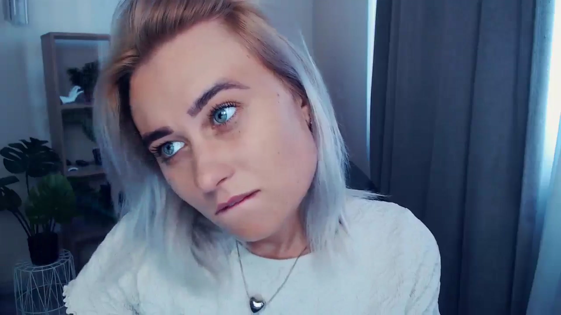 Gallery image thumbnail from Kukla_kolduna's myfreecams stream on, 06/21/2024, 16:55 image 18 of 20