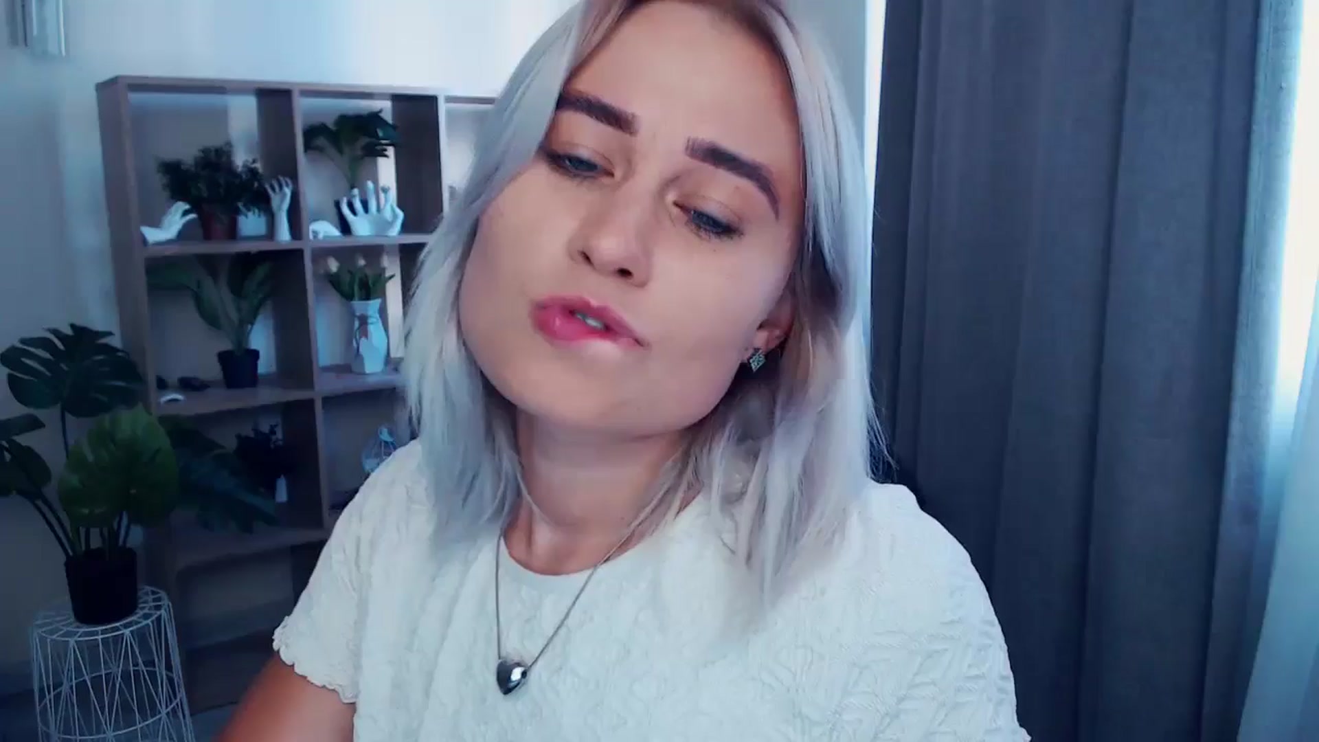 Gallery image thumbnail from Kukla_kolduna's myfreecams stream on, 06/21/2024, 16:55 image 1 of 20