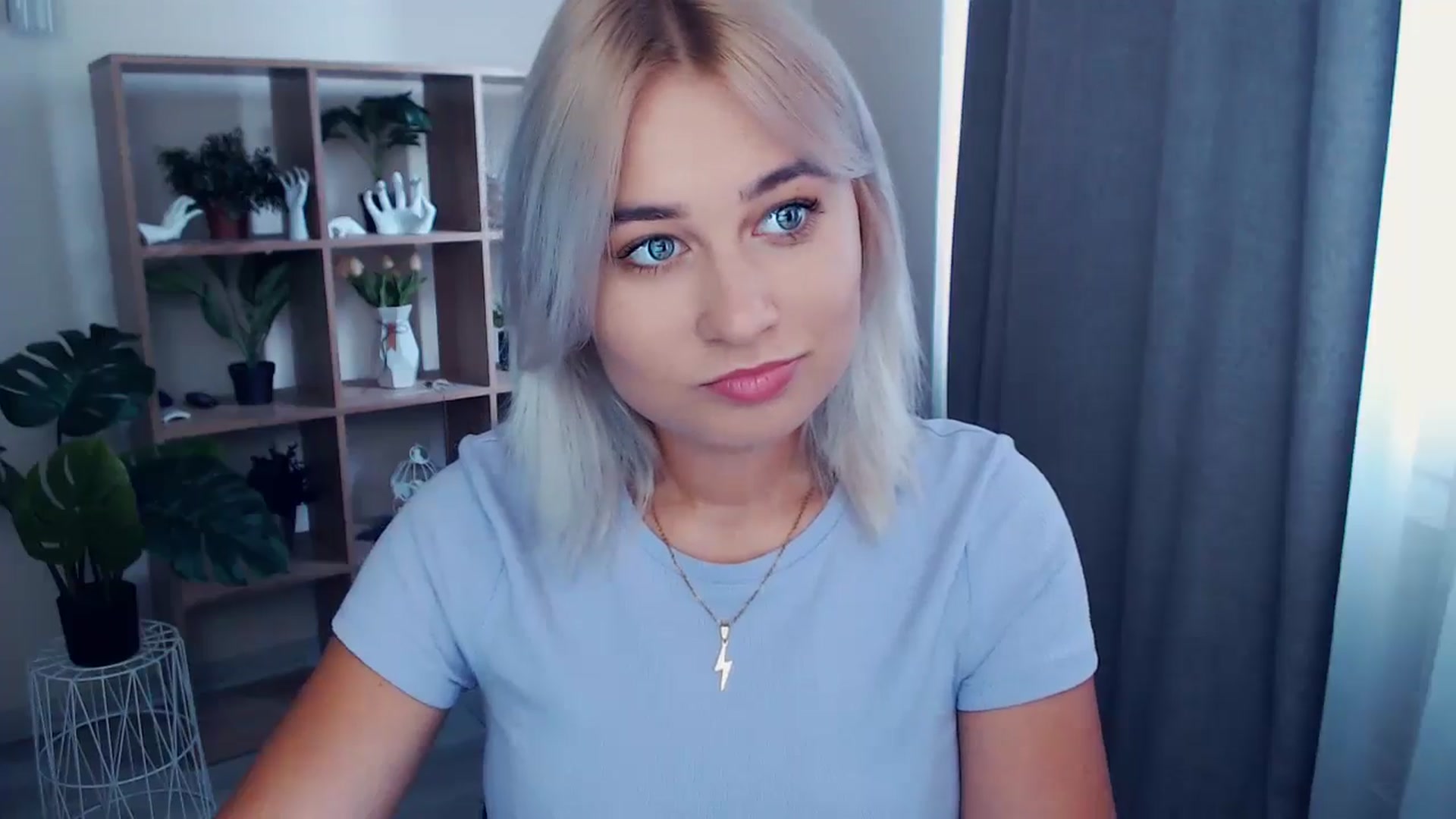 Gallery image thumbnail from Kukla_kolduna's myfreecams stream on, 06/23/2024, 11:39 image 15 of 20