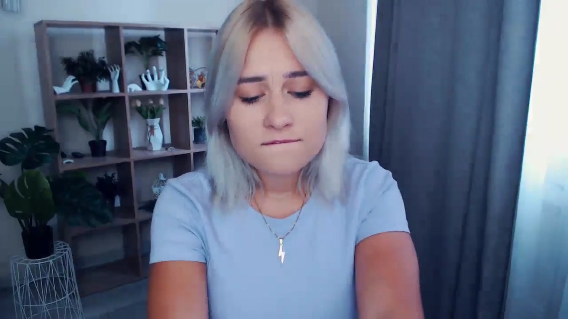 Gallery image thumbnail from Kukla_kolduna's myfreecams stream on, 06/23/2024, 12:16 image 7 of 20