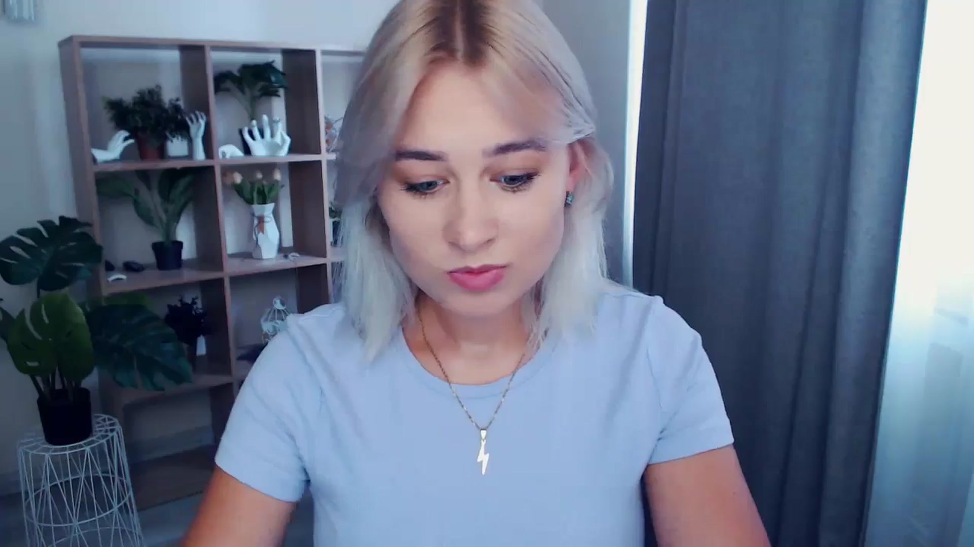 Gallery image thumbnail from Kukla_kolduna's myfreecams stream on, 06/23/2024, 12:16 image 15 of 20