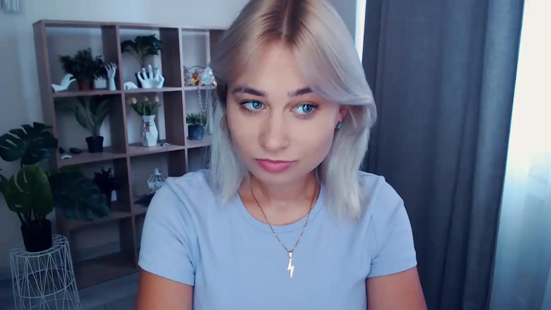 Gallery image thumbnail from Kukla_kolduna's myfreecams stream on, 06/23/2024, 12:16 image 18 of 20