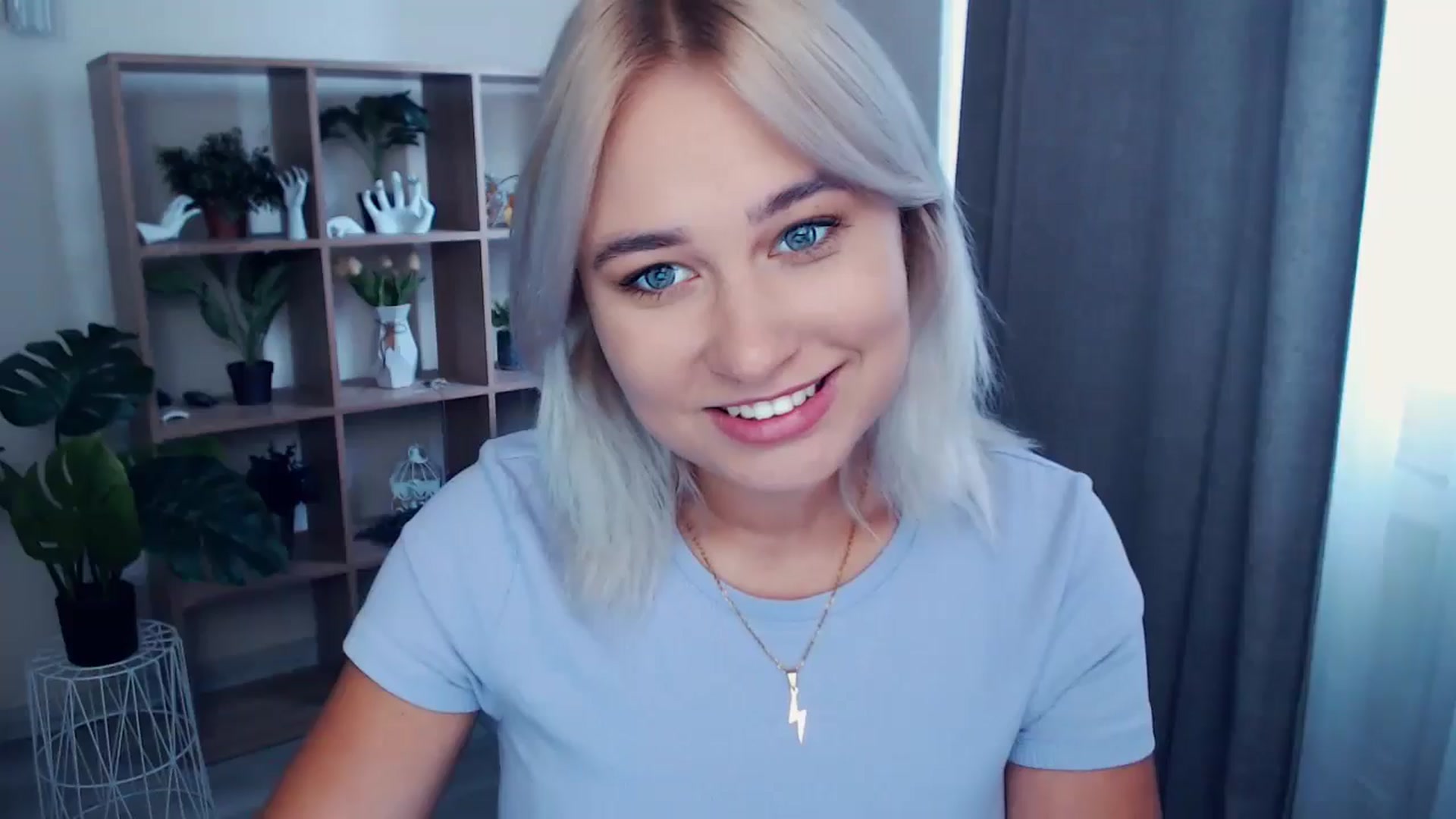 Gallery image thumbnail from Kukla_kolduna's myfreecams stream on, 06/23/2024, 12:16 image 3 of 20
