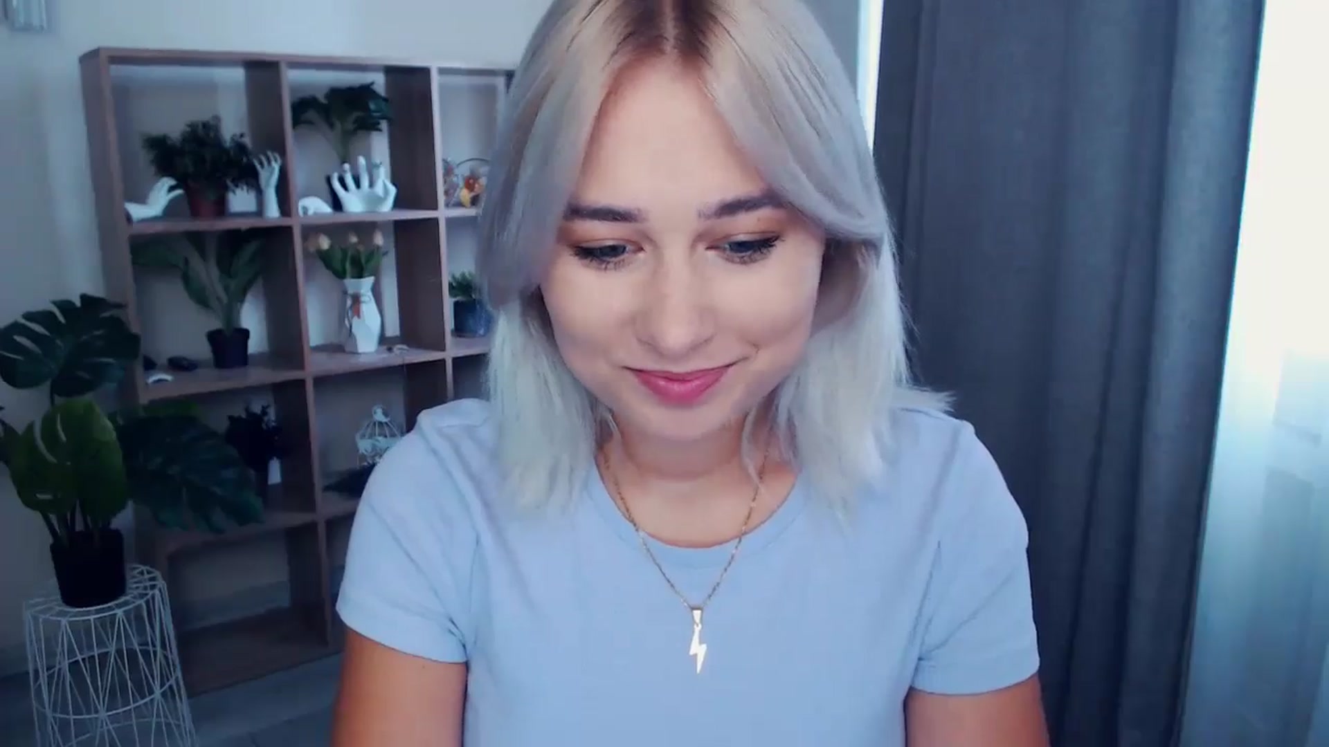 Gallery image thumbnail from Kukla_kolduna's myfreecams stream on, 06/23/2024, 12:16 image 4 of 20