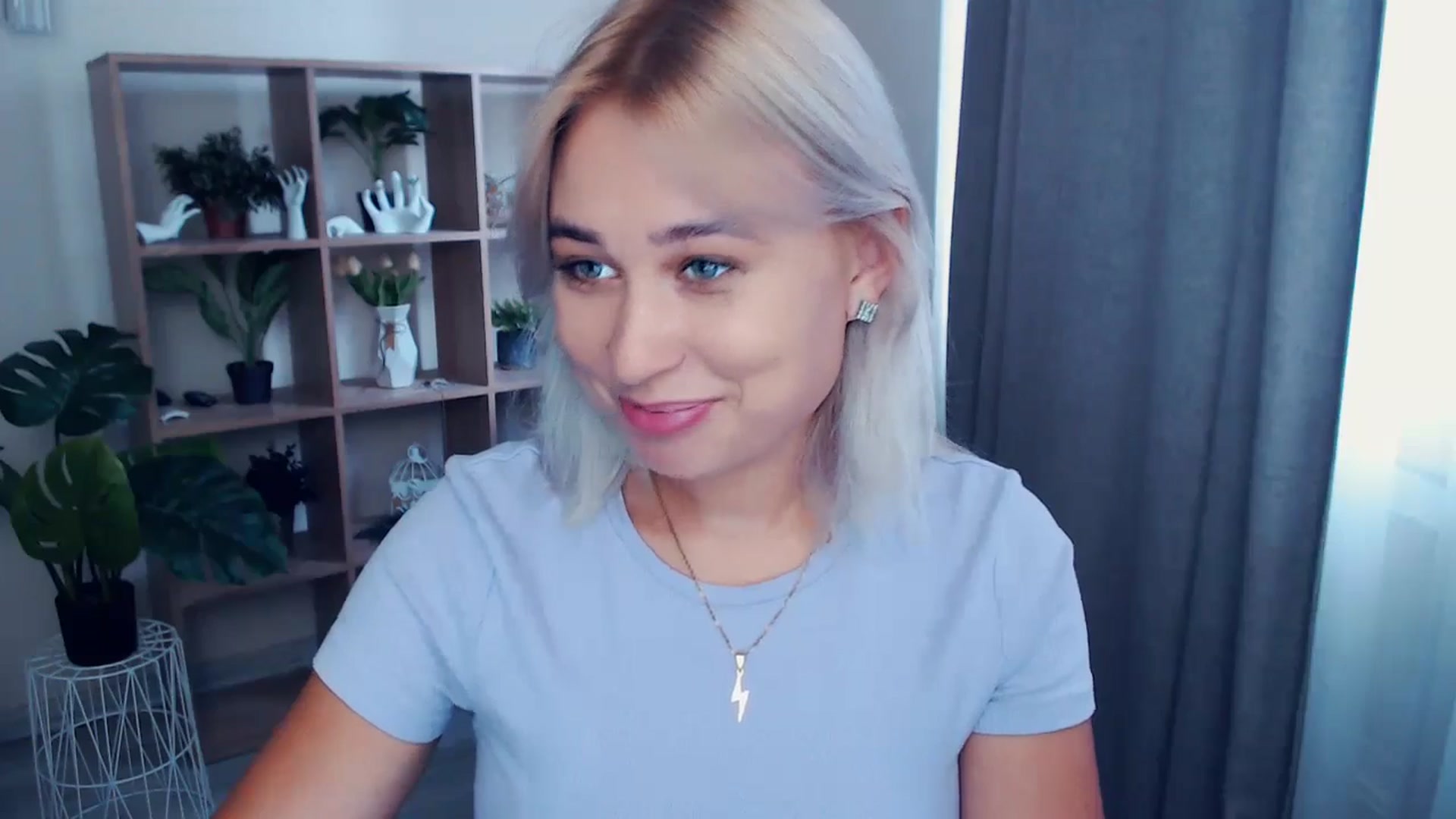Gallery image thumbnail from Kukla_kolduna's myfreecams stream on, 06/23/2024, 12:16 image 17 of 20