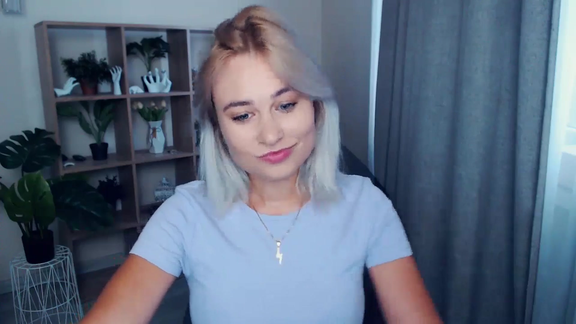 Gallery image thumbnail from Kukla_kolduna's myfreecams stream on, 06/23/2024, 12:43 image 6 of 20