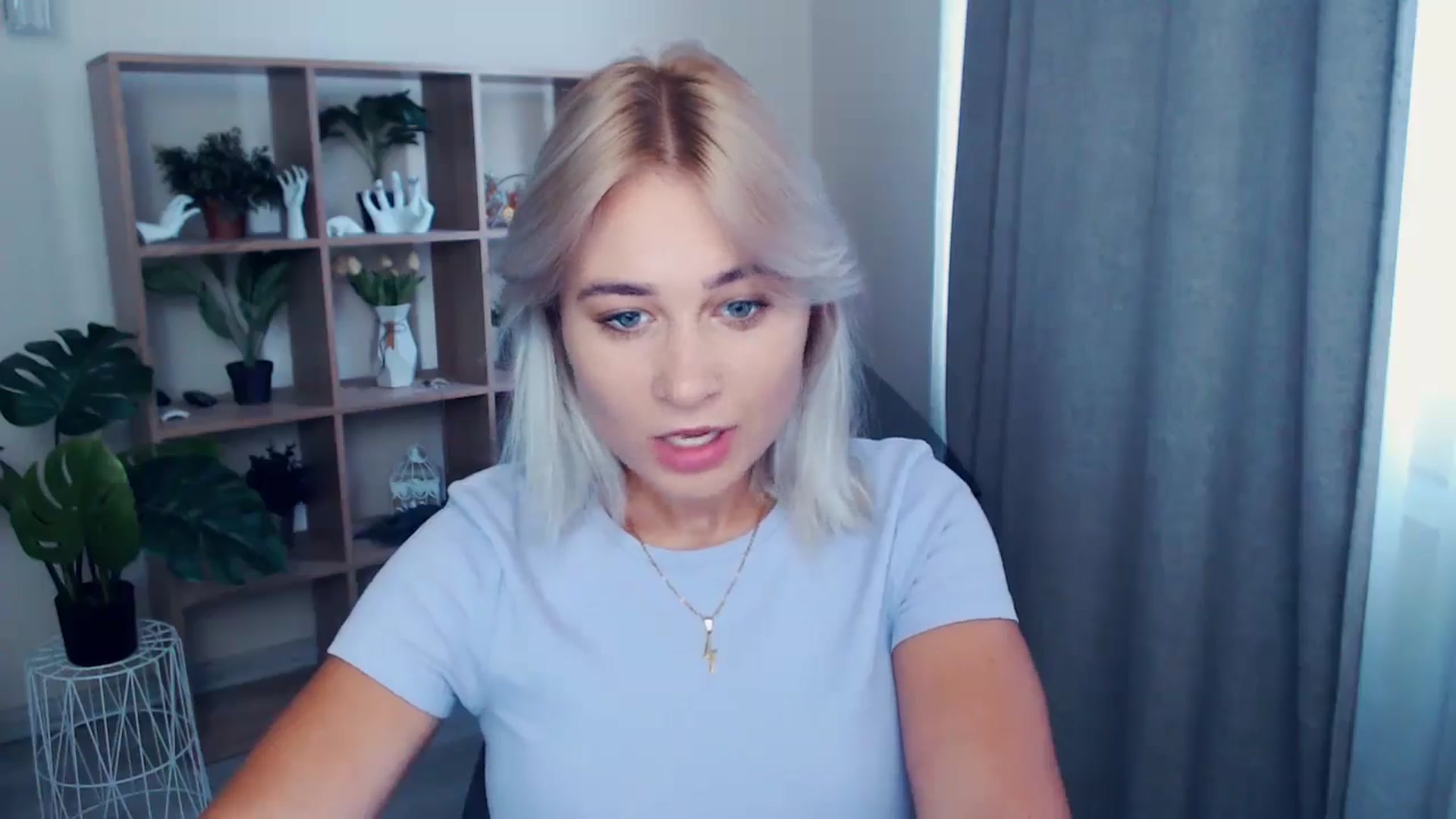 Gallery image thumbnail from Kukla_kolduna's myfreecams stream on, 06/23/2024, 12:43 image 8 of 20