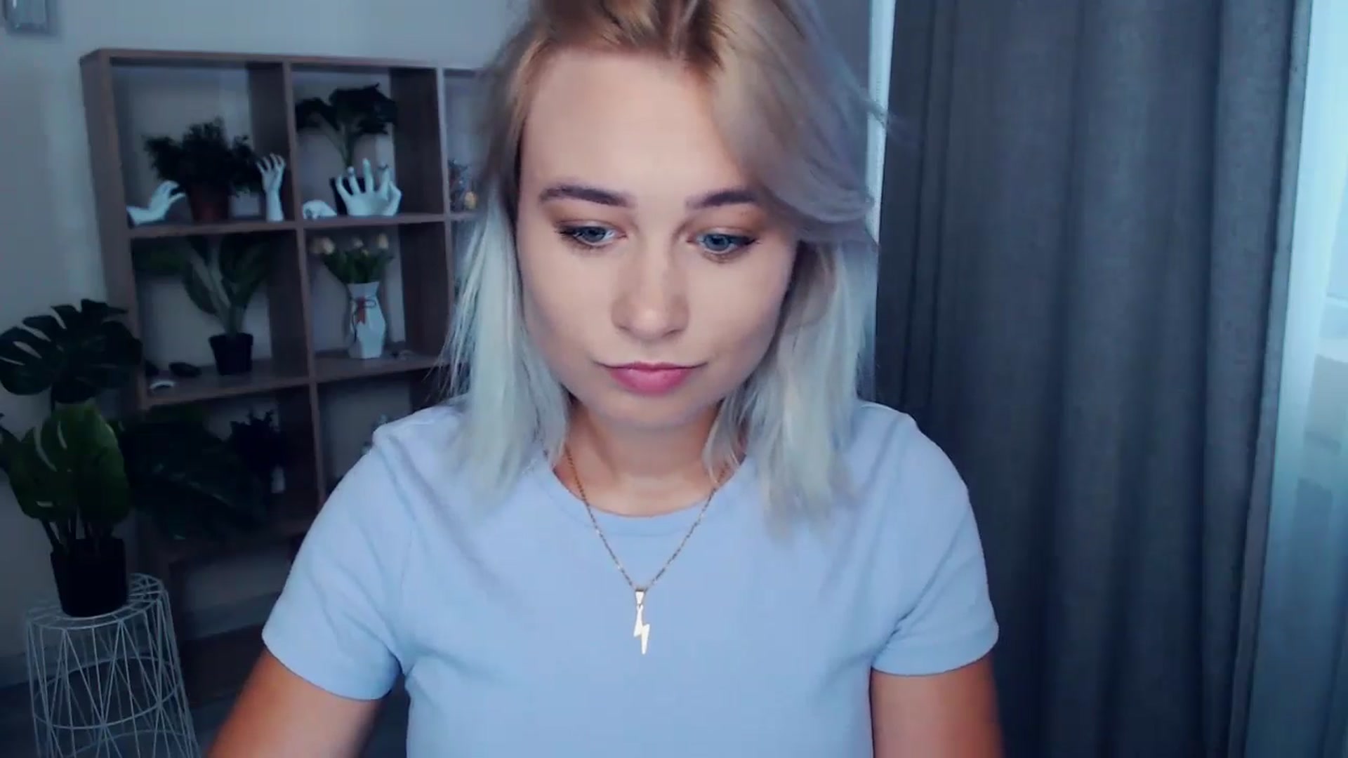 Gallery image thumbnail from Kukla_kolduna's myfreecams stream on, 06/23/2024, 12:43 image 5 of 20