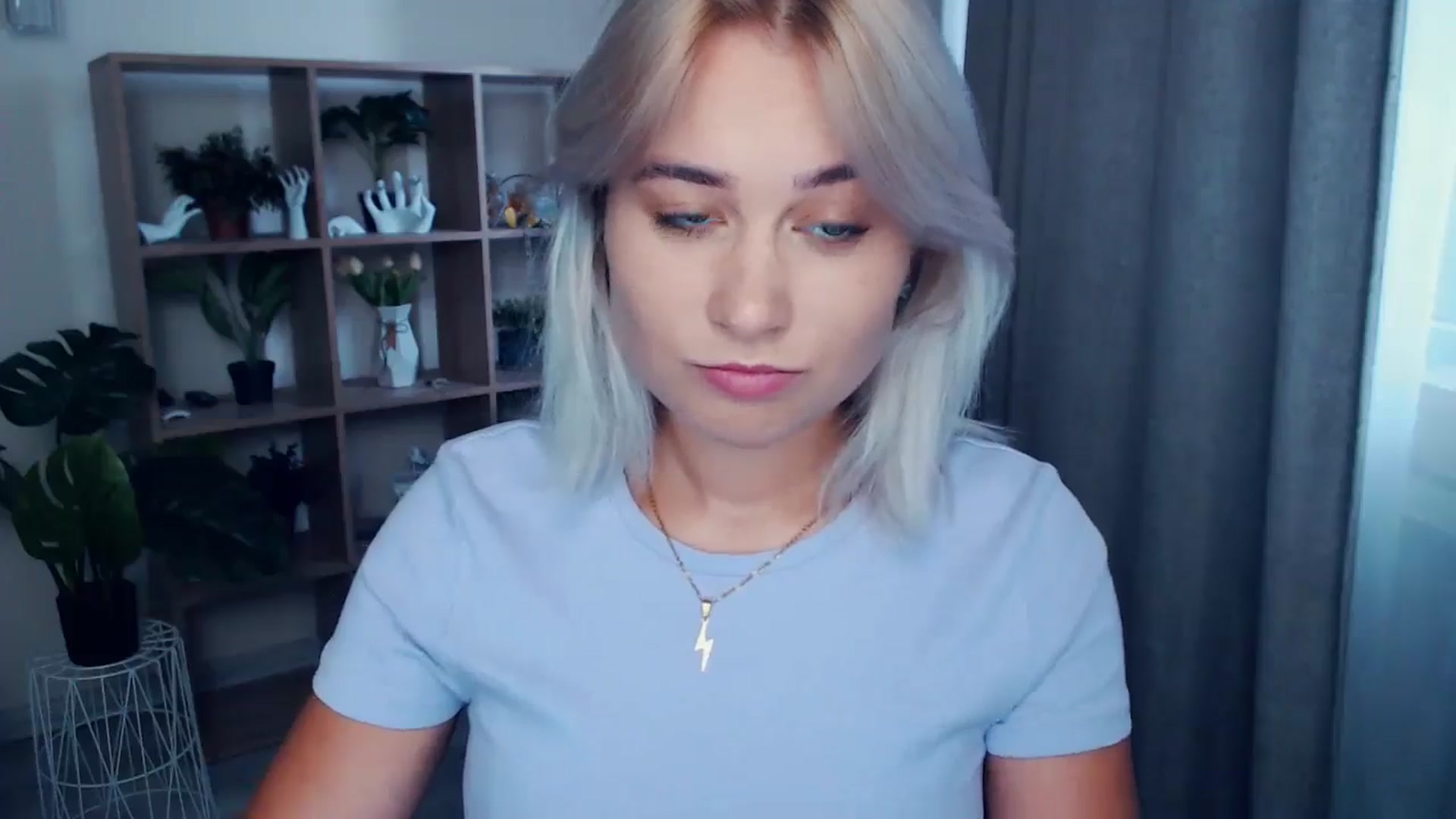 Gallery image thumbnail from Kukla_kolduna's myfreecams stream on, 06/23/2024, 13:13 image 18 of 20