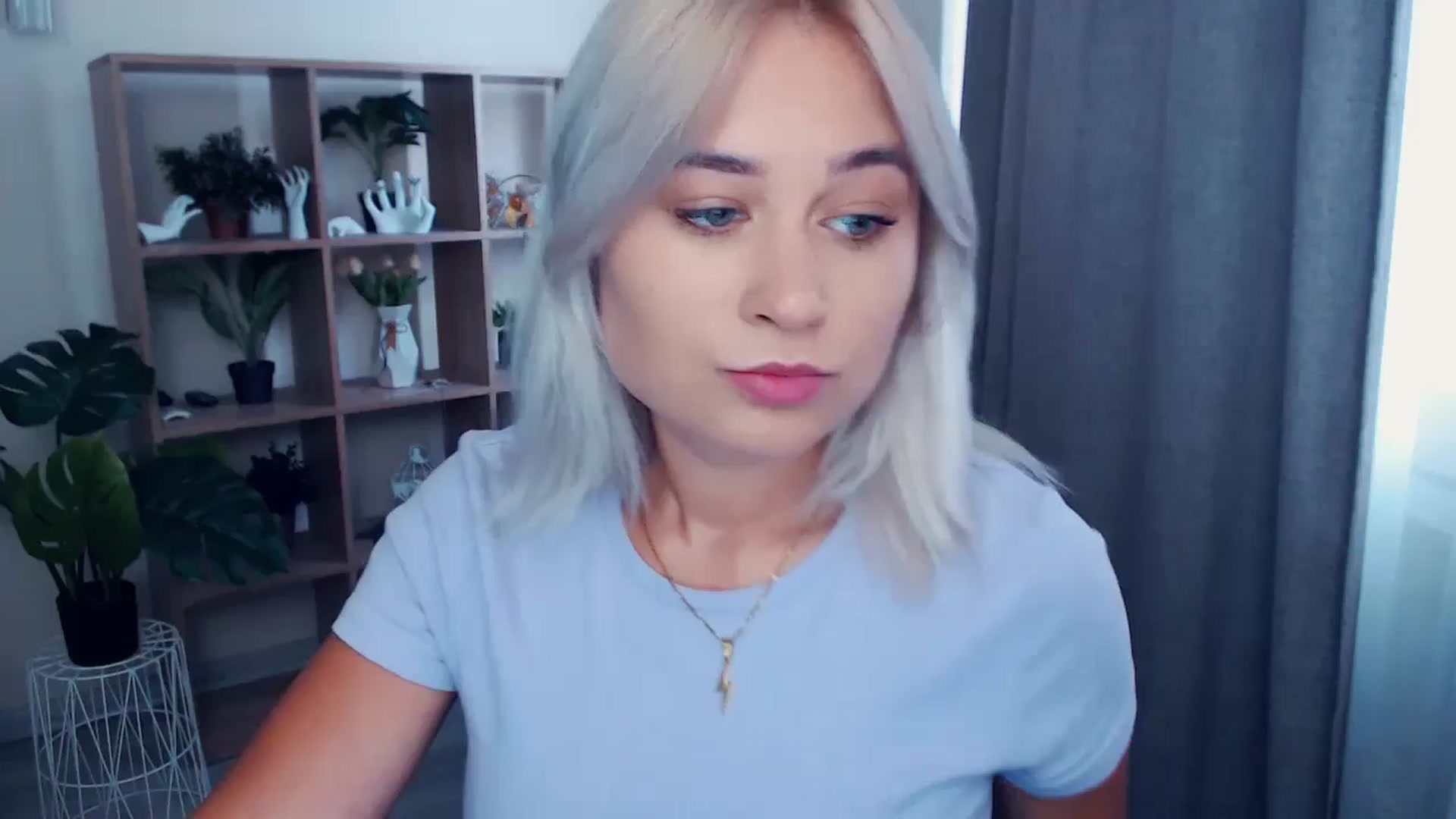 Gallery image thumbnail from Kukla_kolduna's myfreecams stream on, 06/23/2024, 13:13 image 5 of 20