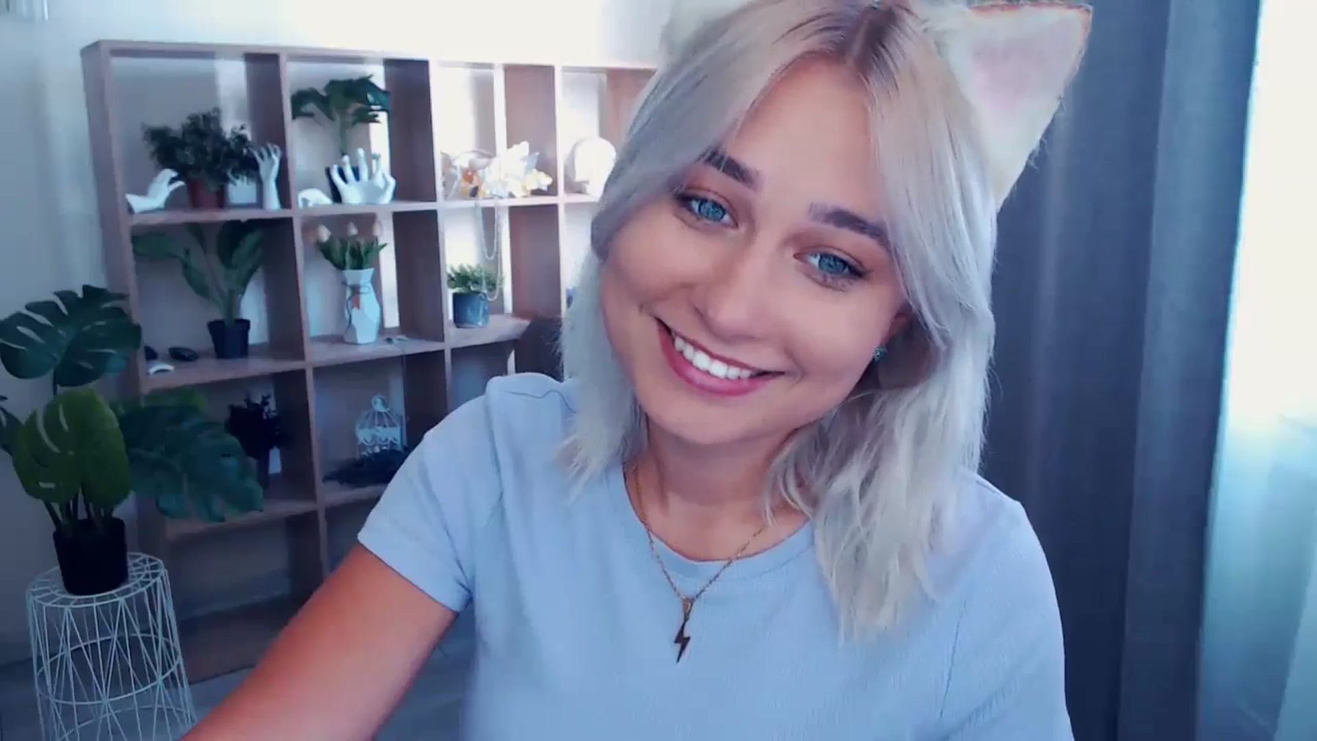 Gallery image thumbnail from Kukla_kolduna's myfreecams stream on, 06/23/2024, 15:07 image 18 of 20