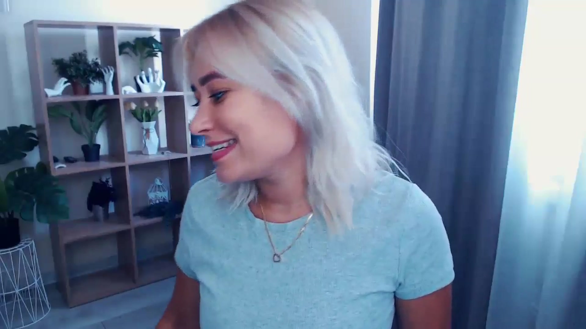 Gallery image thumbnail from Kukla_kolduna's myfreecams stream on, 06/27/2024, 11:36 image 3 of 20
