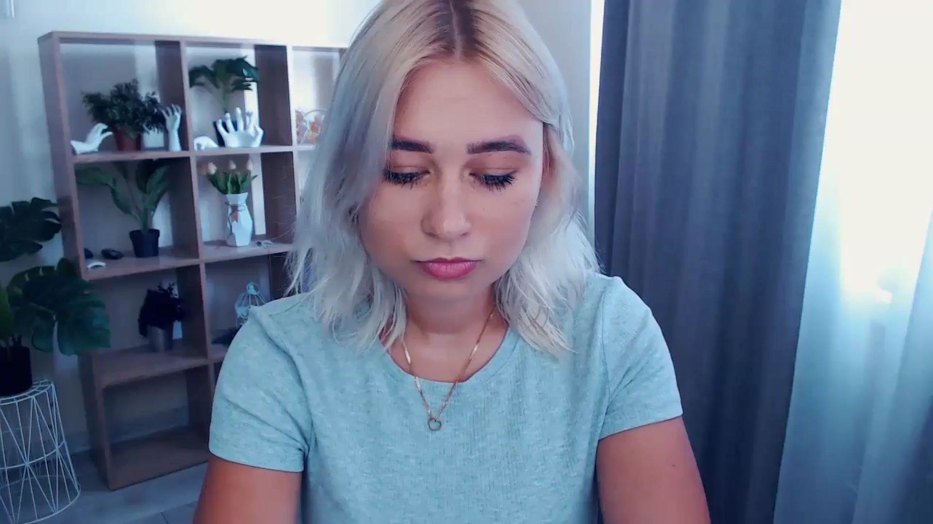 Gallery image thumbnail from Kukla_kolduna's myfreecams stream on, 06/27/2024, 11:36 image 5 of 20