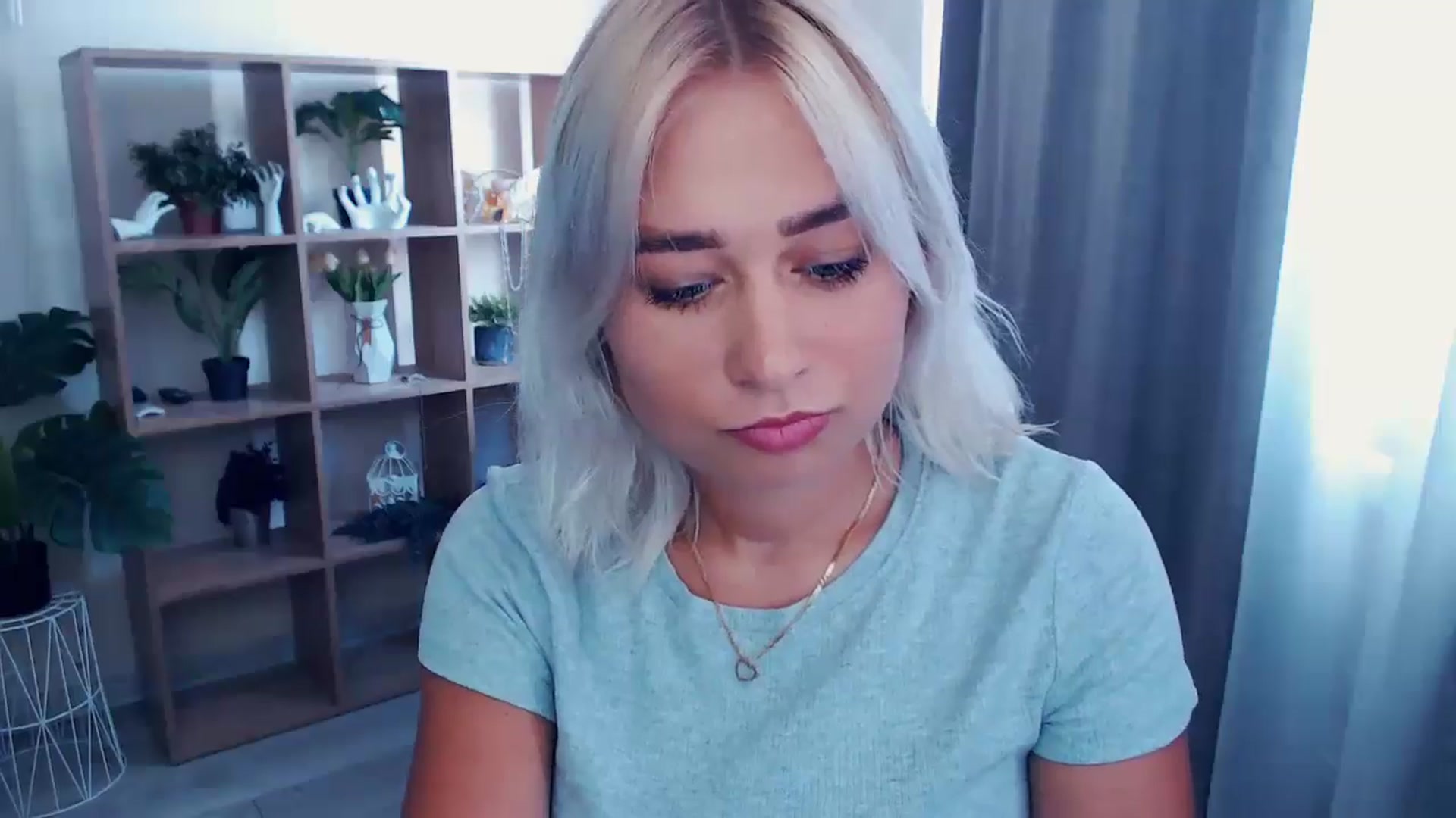 Gallery image thumbnail from Kukla_kolduna's myfreecams stream on, 06/27/2024, 12:31 image 6 of 20