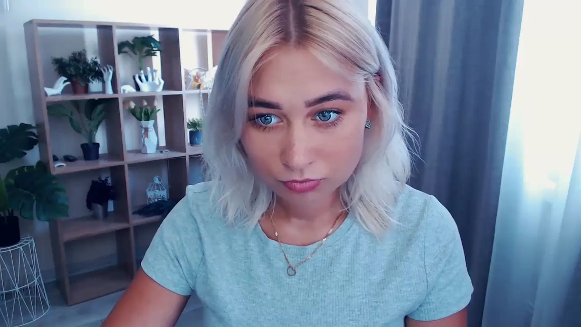 Gallery image thumbnail from Kukla_kolduna's myfreecams stream on, 06/27/2024, 12:31 image 15 of 20