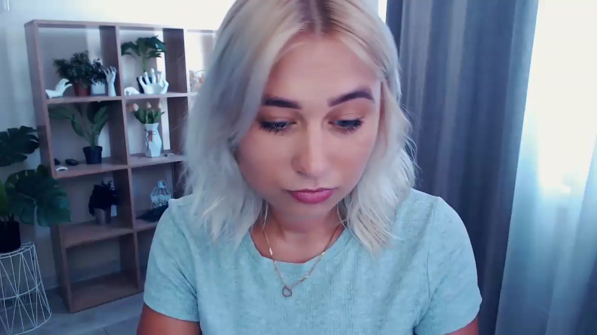 Gallery image thumbnail from Kukla_kolduna's myfreecams stream on, 06/27/2024, 12:31 image 9 of 20