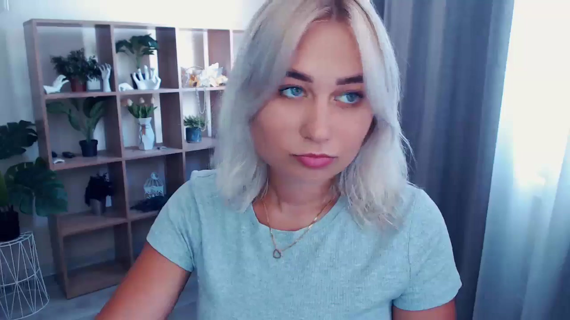 Gallery image thumbnail from Kukla_kolduna's myfreecams stream on, 06/27/2024, 12:31 image 4 of 20