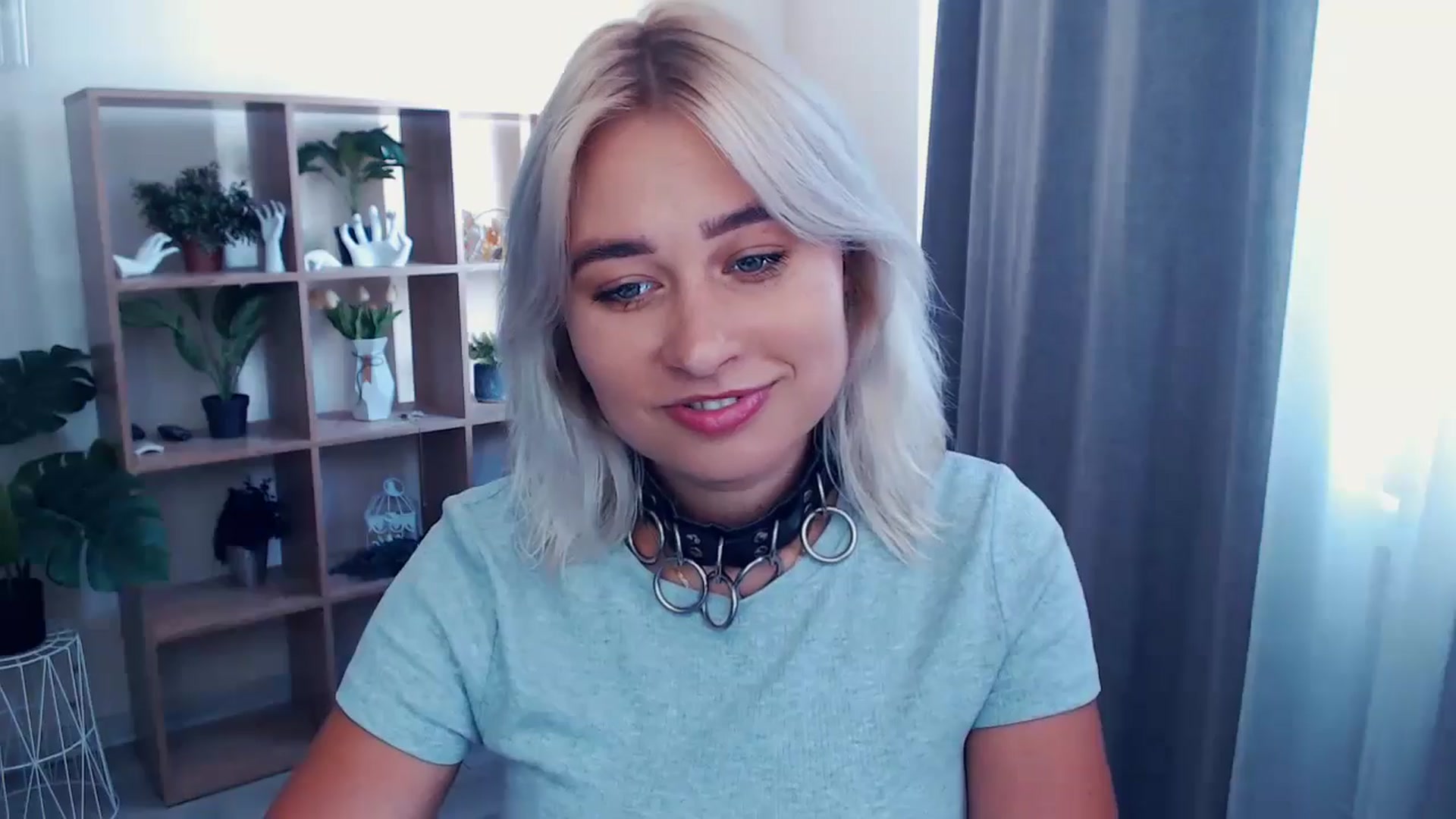 Gallery image thumbnail from Kukla_kolduna's myfreecams stream on, 06/27/2024, 14:30 image 13 of 20
