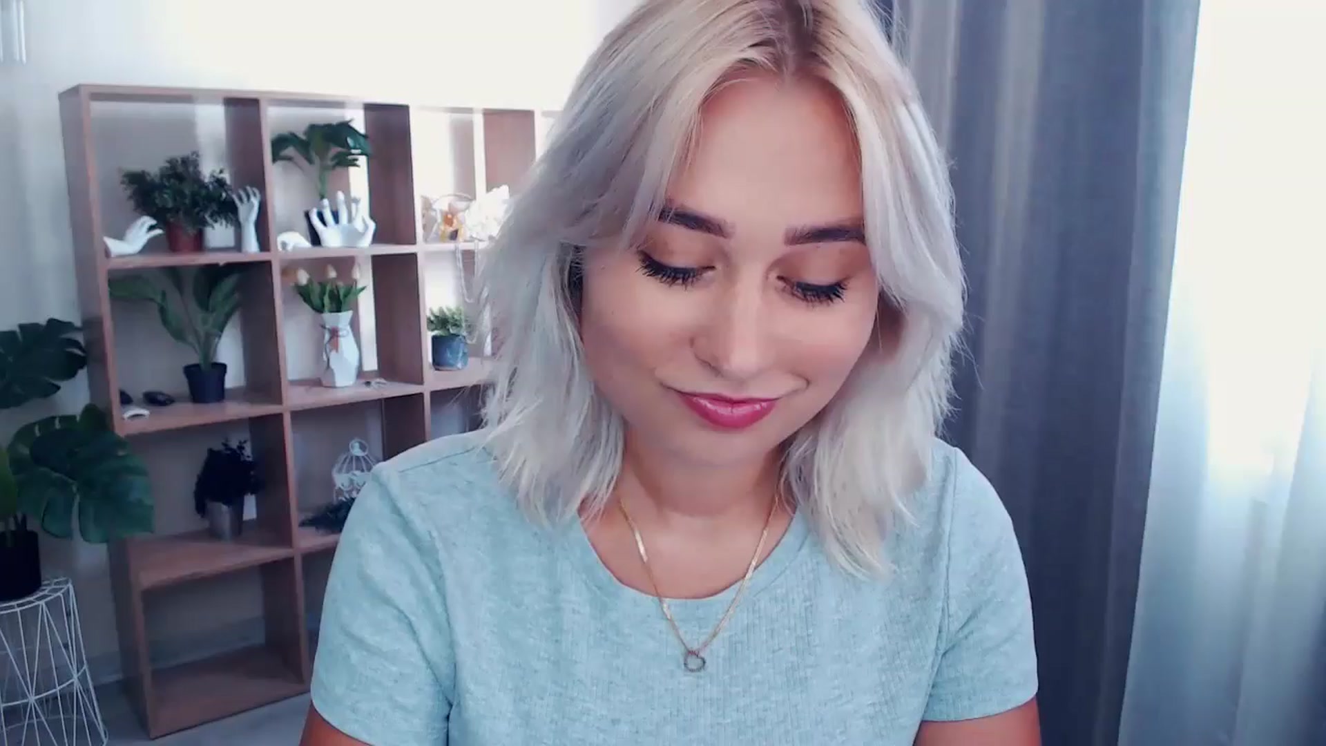 Gallery image thumbnail from Kukla_kolduna's myfreecams stream on, 06/27/2024, 14:30 image 1 of 20