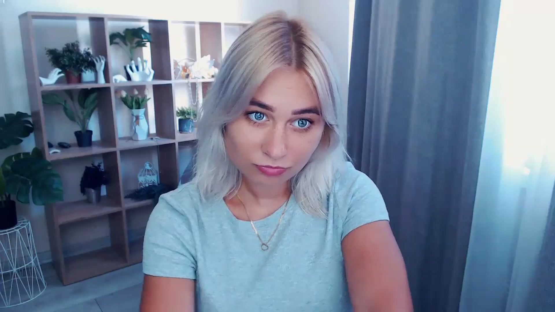 Gallery image thumbnail from Kukla_kolduna's myfreecams stream on, 06/27/2024, 15:14 image 19 of 20