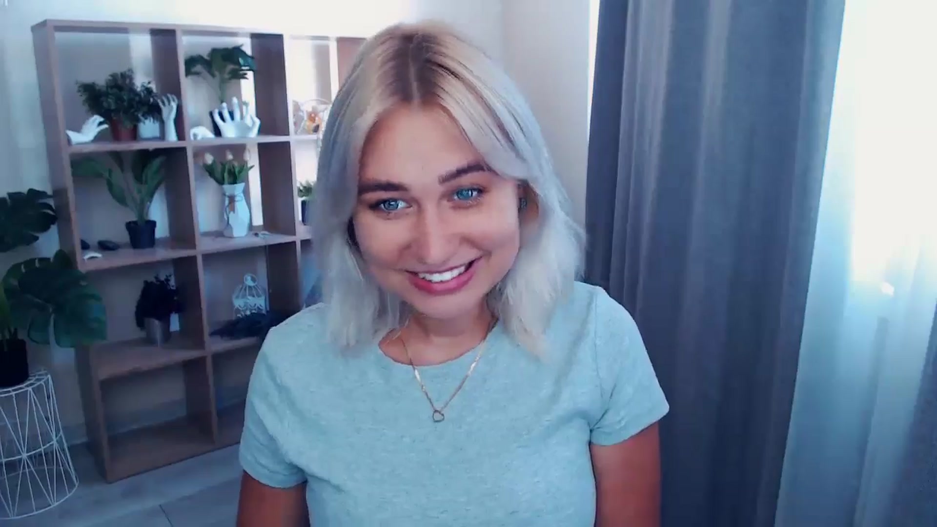 Gallery image thumbnail from Kukla_kolduna's myfreecams stream on, 06/27/2024, 15:14 image 18 of 20