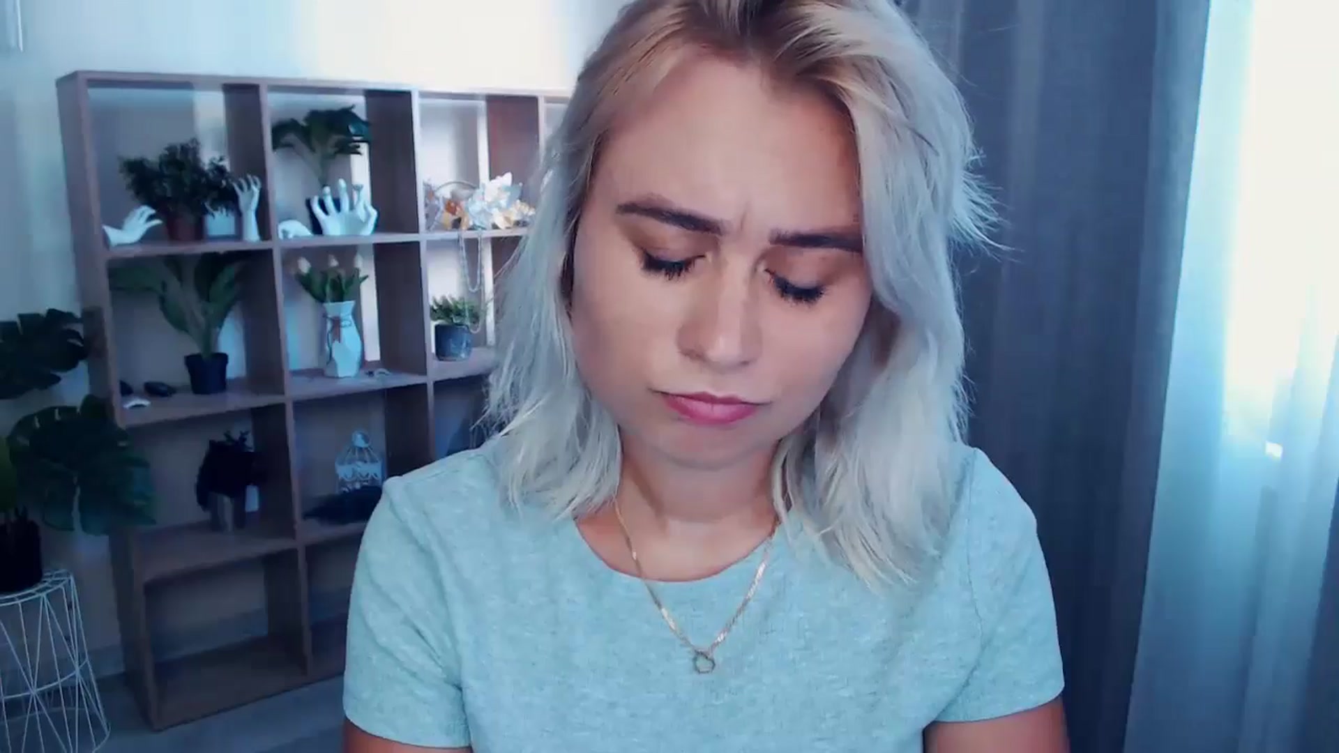 Gallery image thumbnail from Kukla_kolduna's myfreecams stream on, 06/27/2024, 16:18 image 12 of 20
