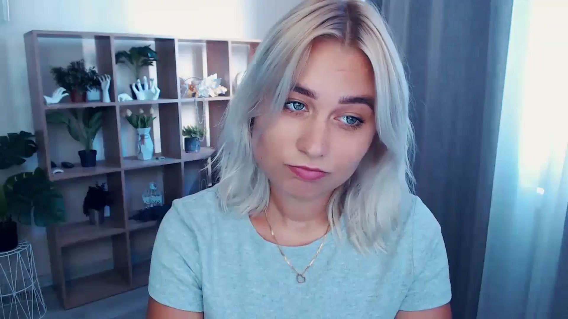 Gallery image thumbnail from Kukla_kolduna's myfreecams stream on, 06/27/2024, 16:18 image 4 of 20