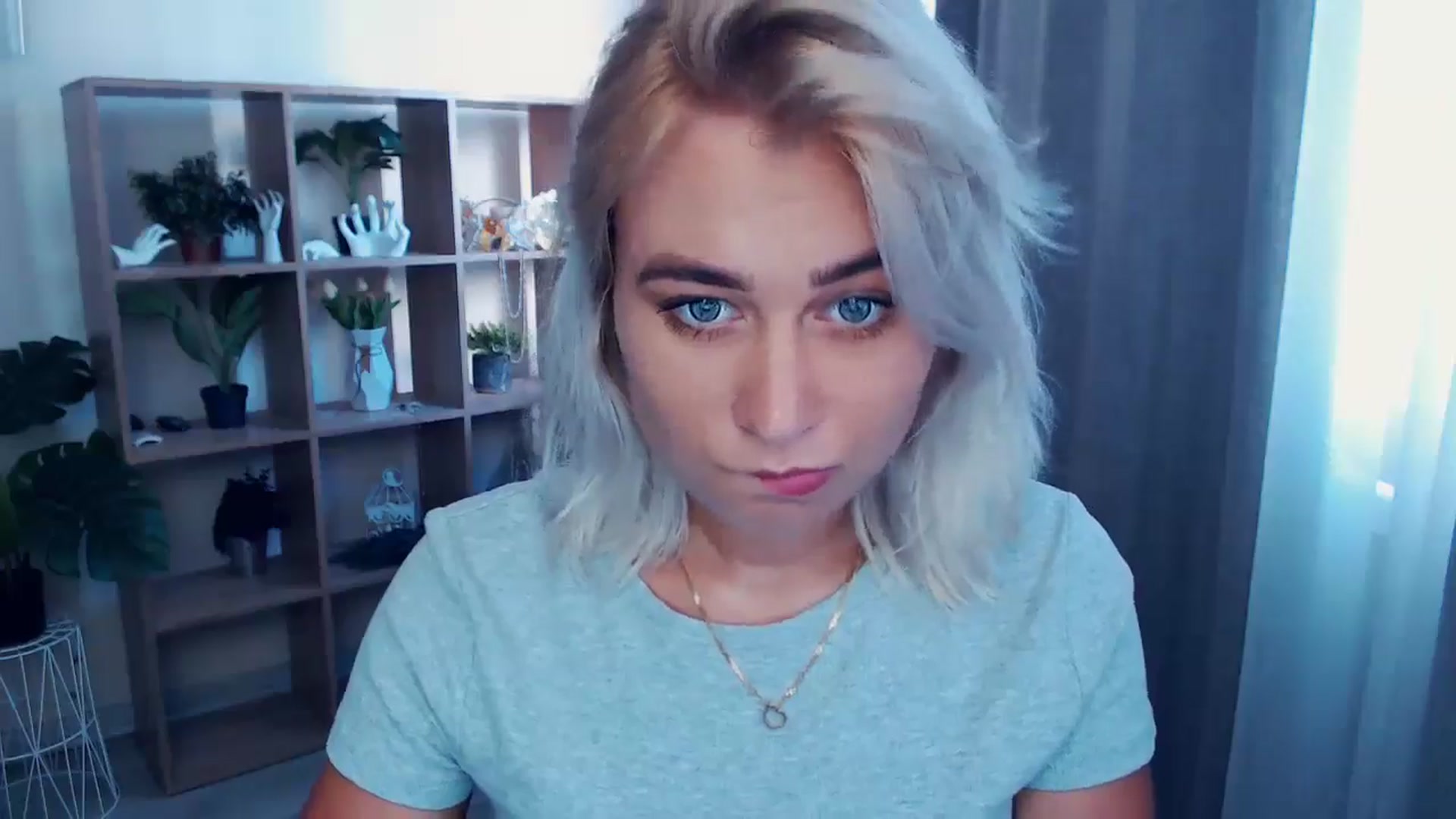 Gallery image thumbnail from Kukla_kolduna's myfreecams stream on, 06/27/2024, 16:18 image 13 of 20