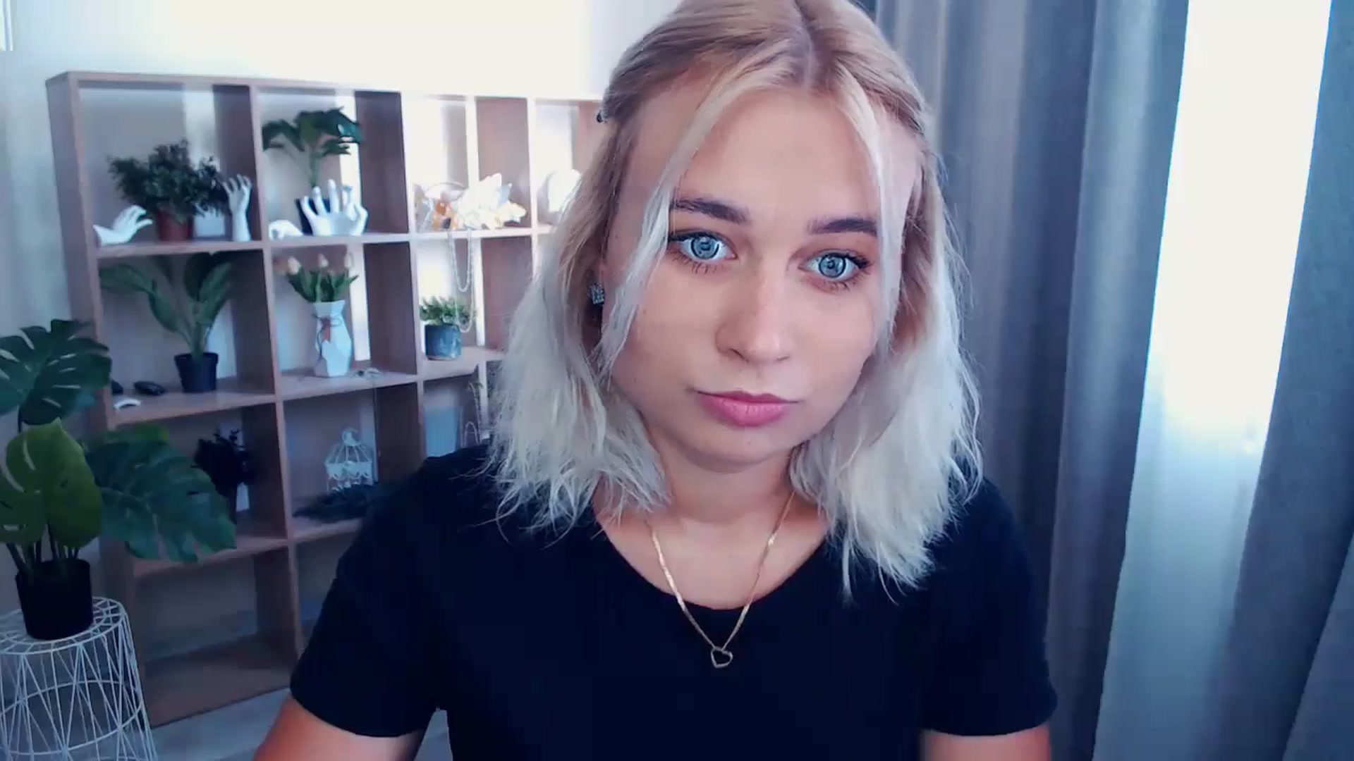 Gallery image thumbnail from Kukla_kolduna's myfreecams stream on, 06/28/2024, 14:51 image 15 of 20