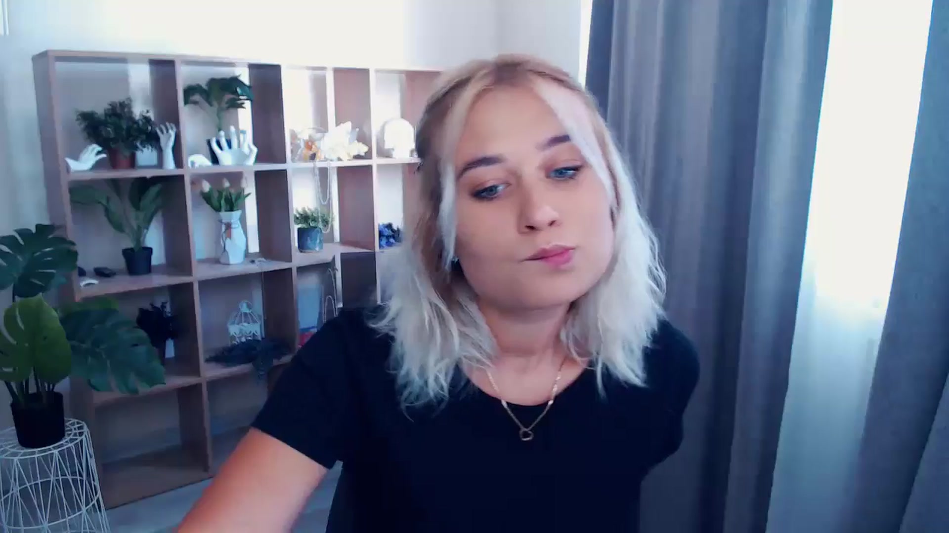 Gallery image thumbnail from Kukla_kolduna's myfreecams stream on, 06/28/2024, 14:51 image 19 of 20